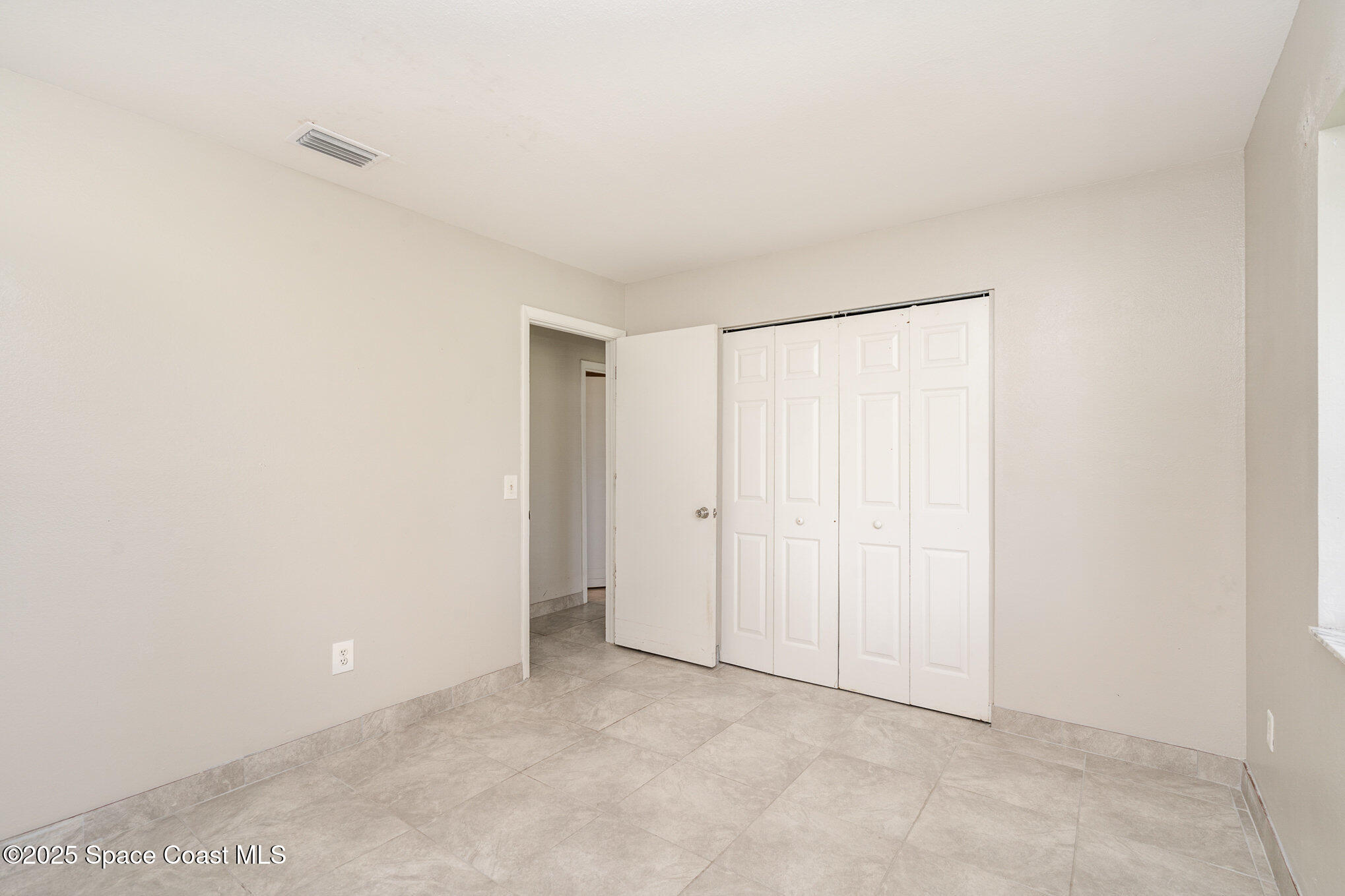 991 Gatewood Court NE