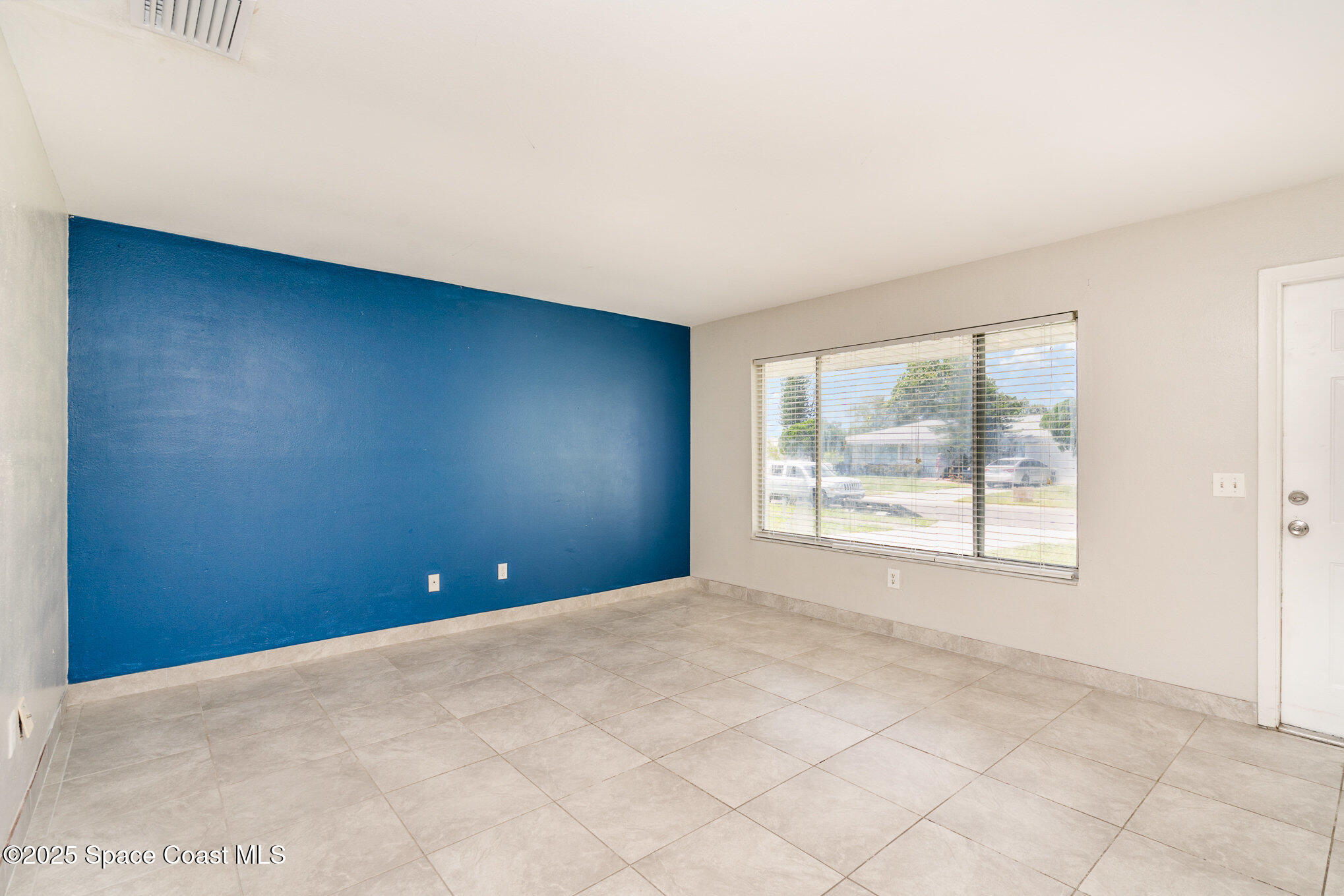 991 Gatewood Court NE