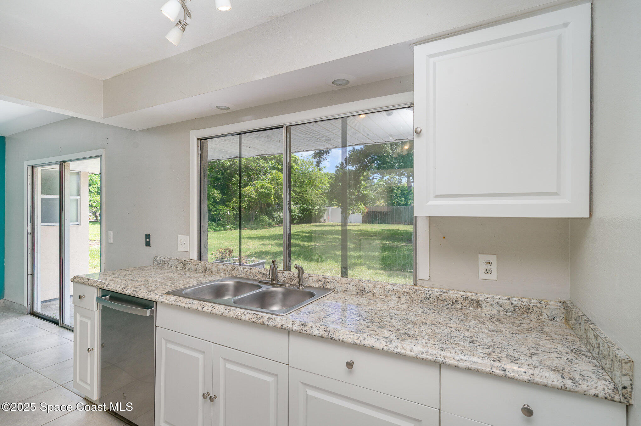 991 Gatewood Court NE