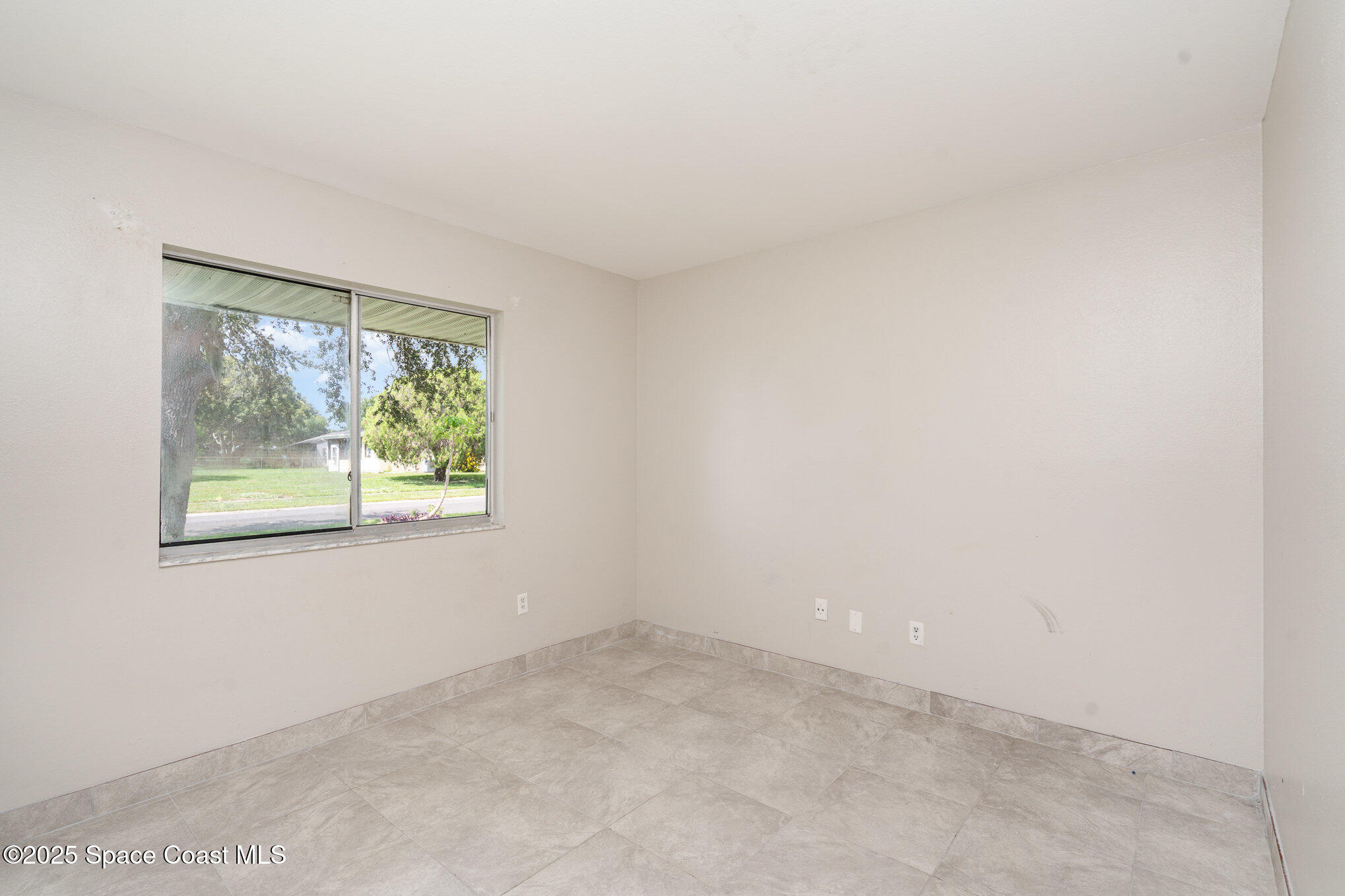 991 Gatewood Court NE