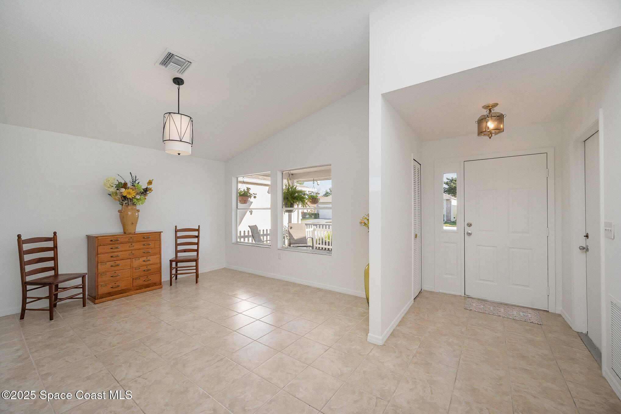 914 S Fork Circle