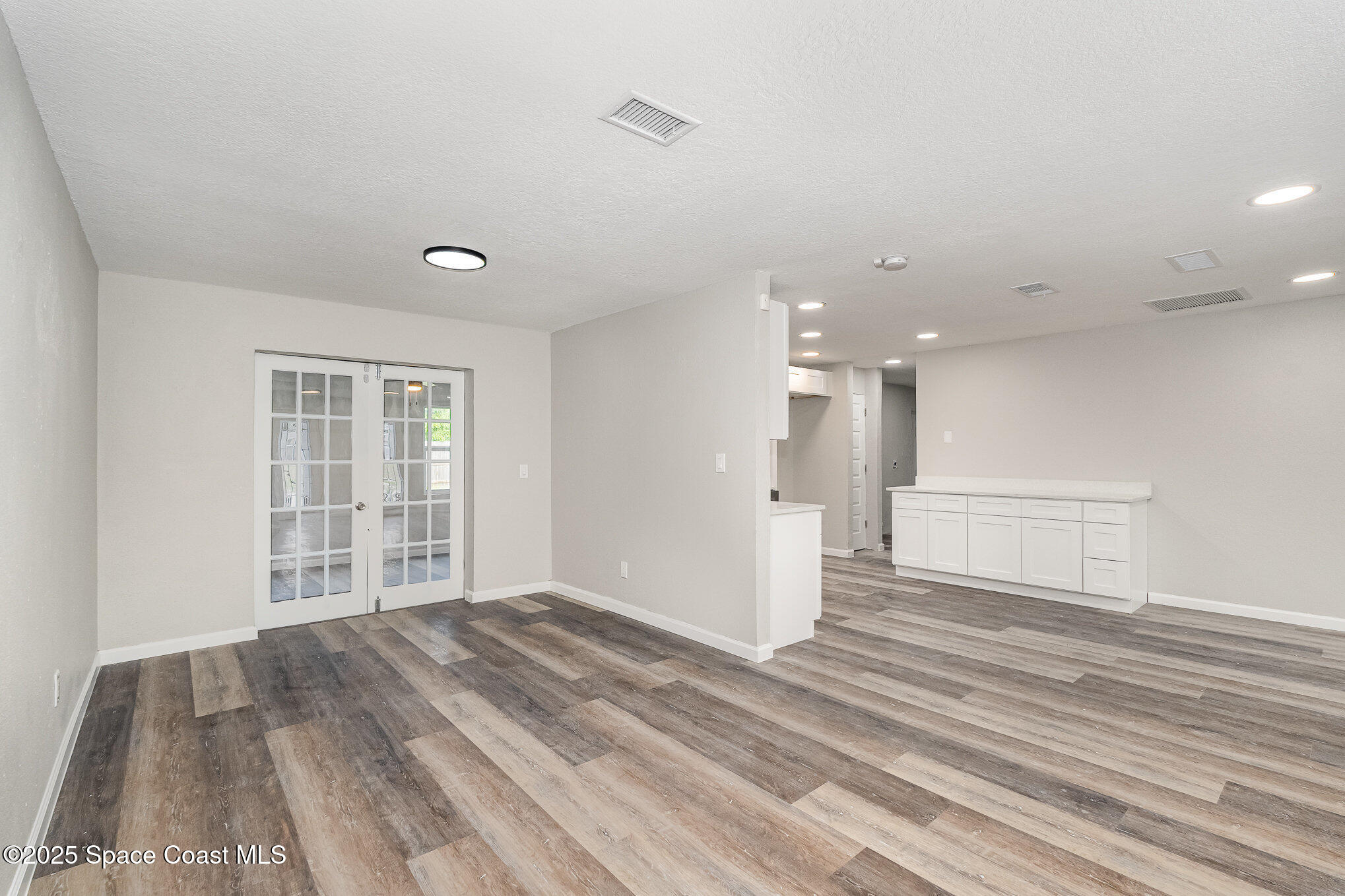 2480 Emerson Drive SE