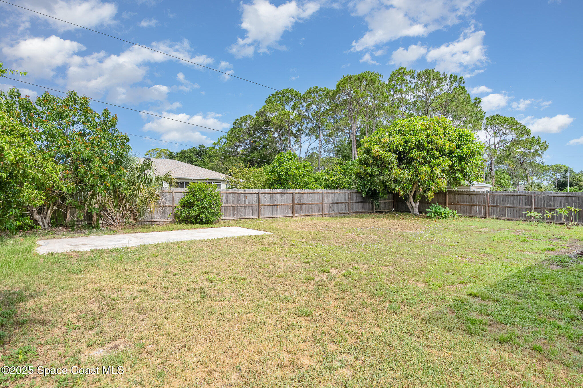 2480 Emerson Drive SE