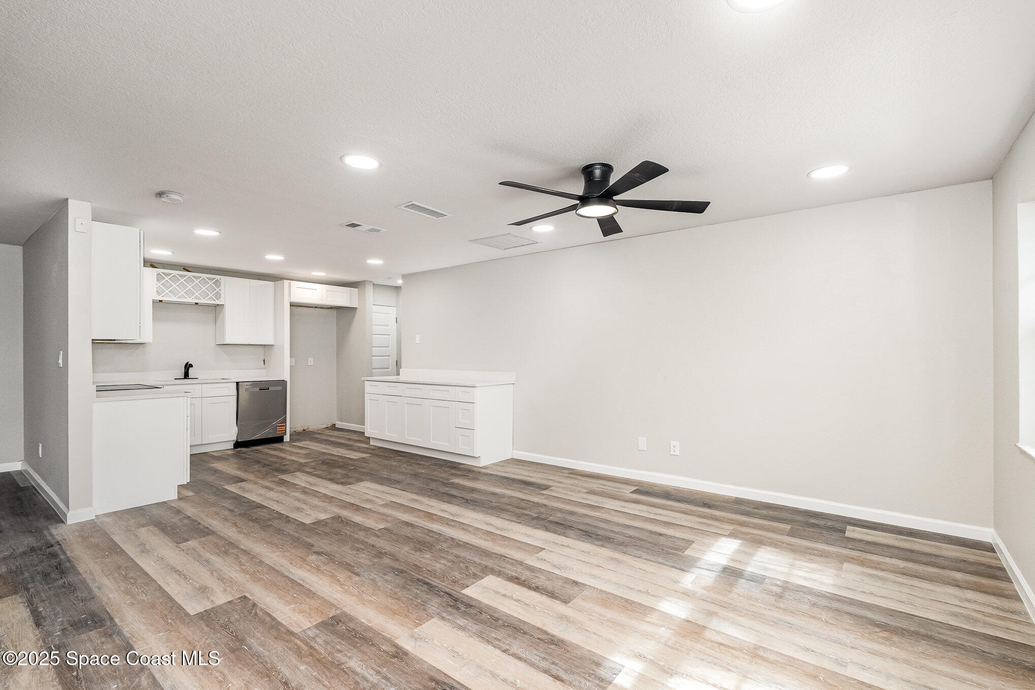 2480 Emerson Drive SE