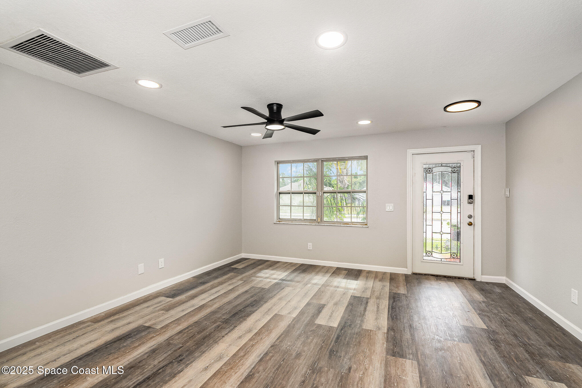 2480 Emerson Drive SE