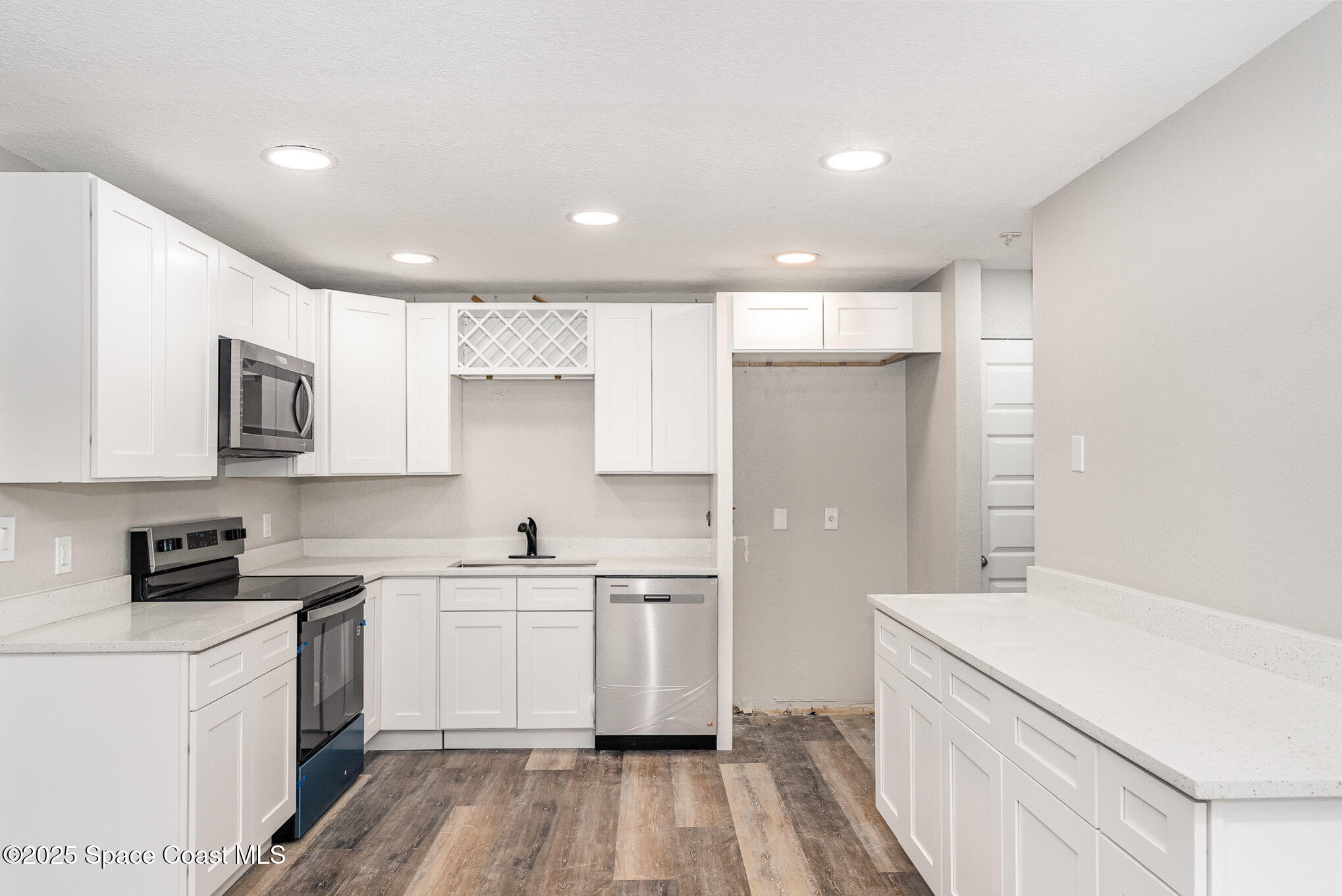 2480 Emerson Drive SE