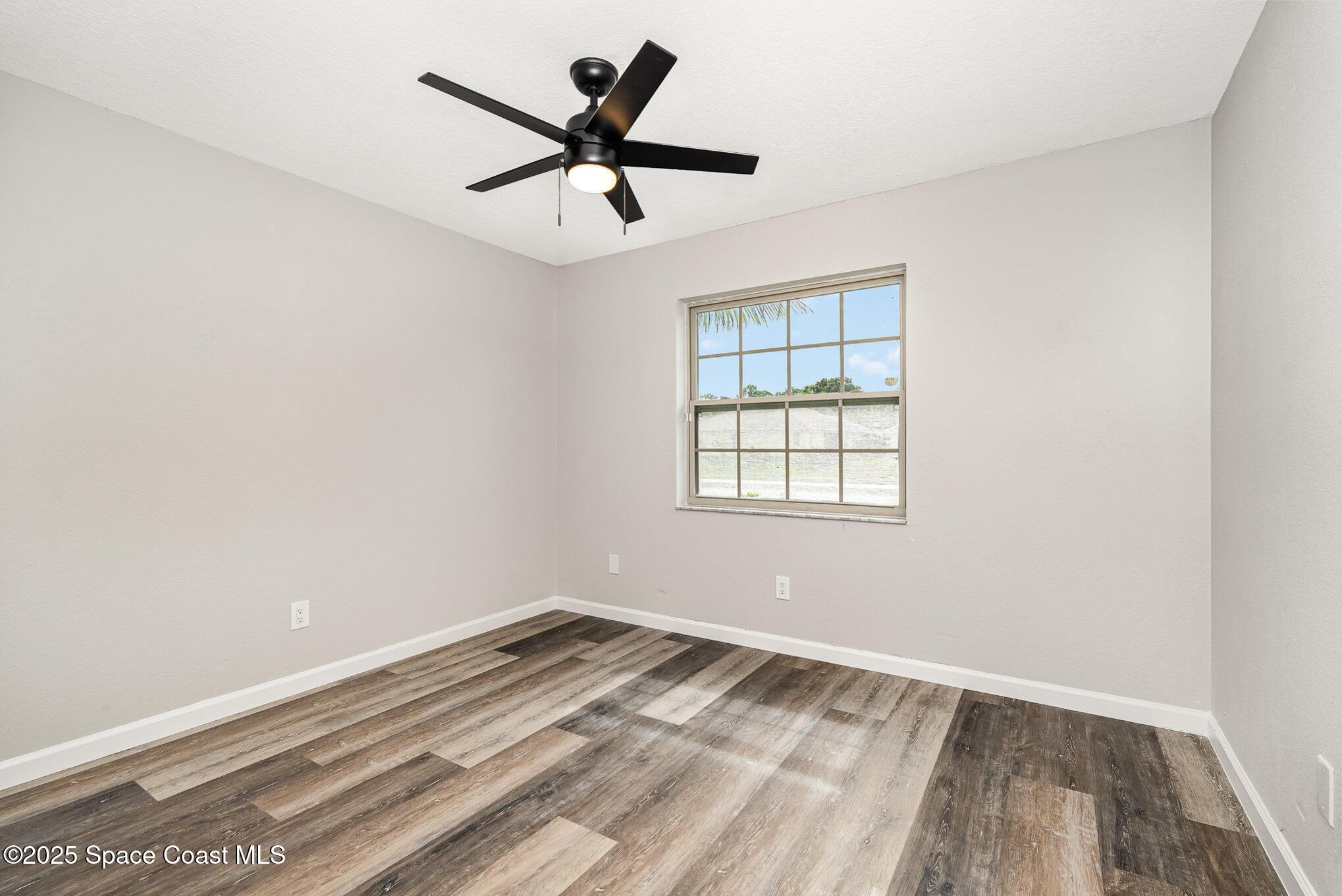 2480 Emerson Drive SE