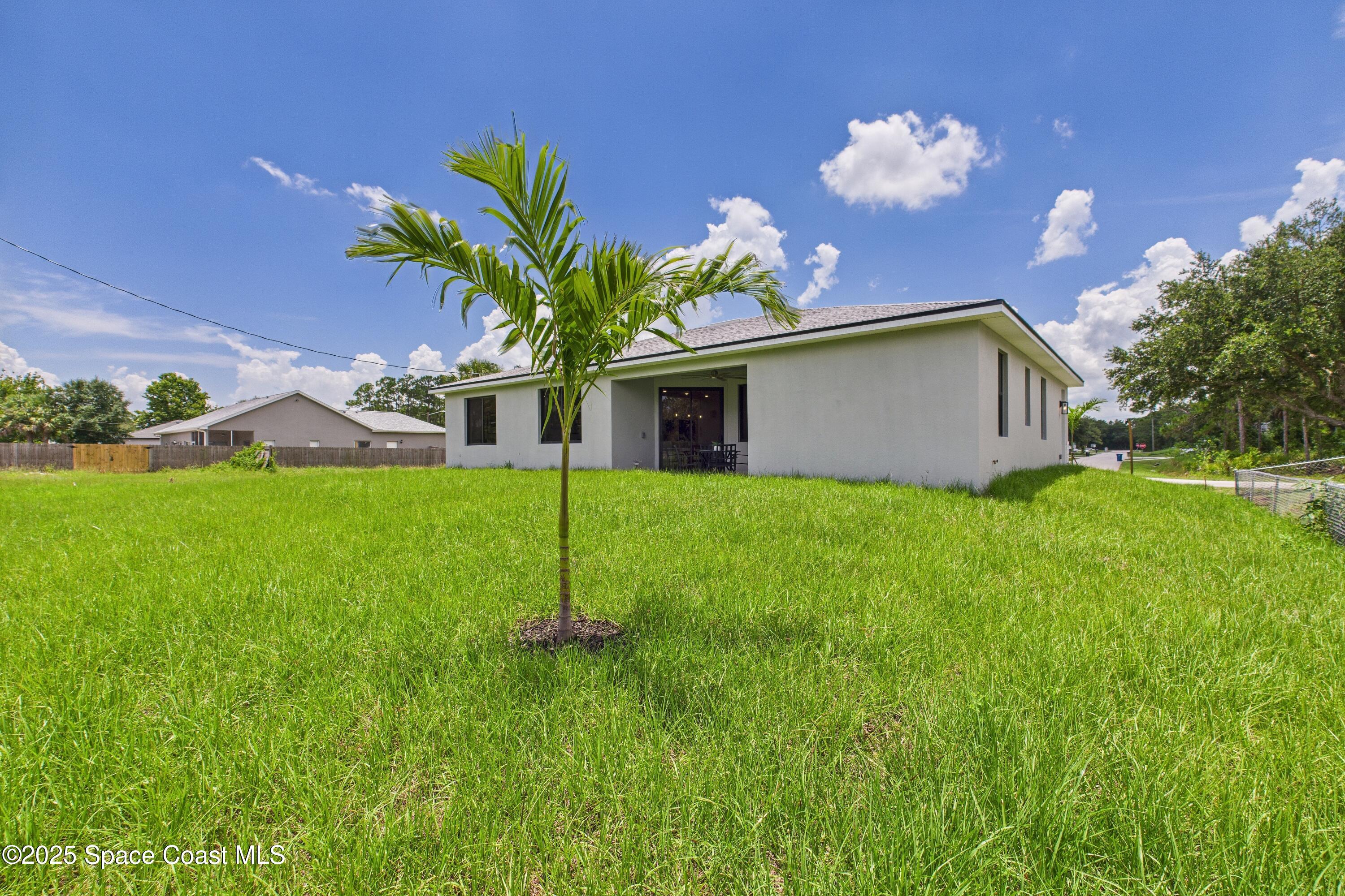 797 Tejon Avenue SW