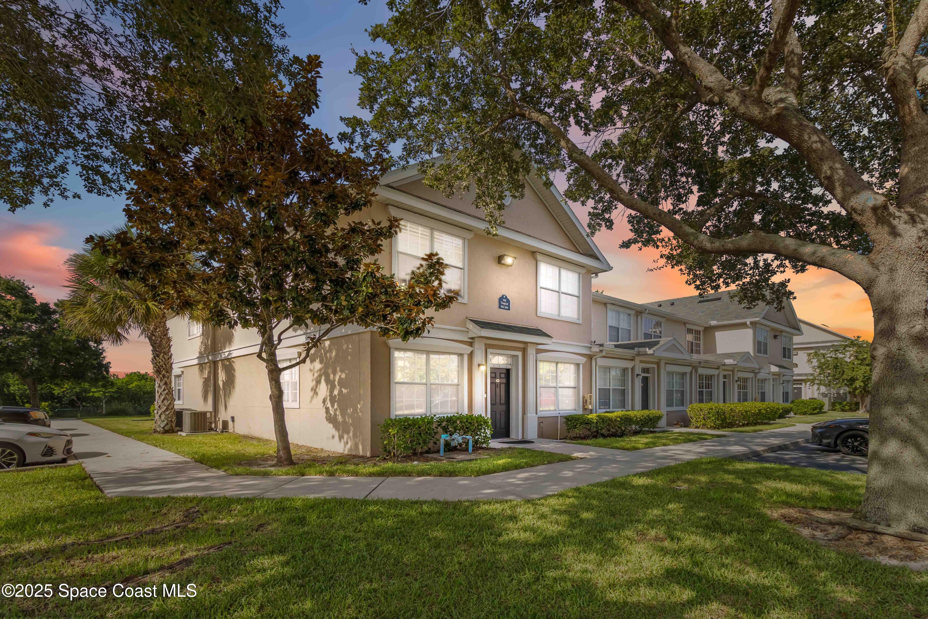 110 Turpial Way, 102