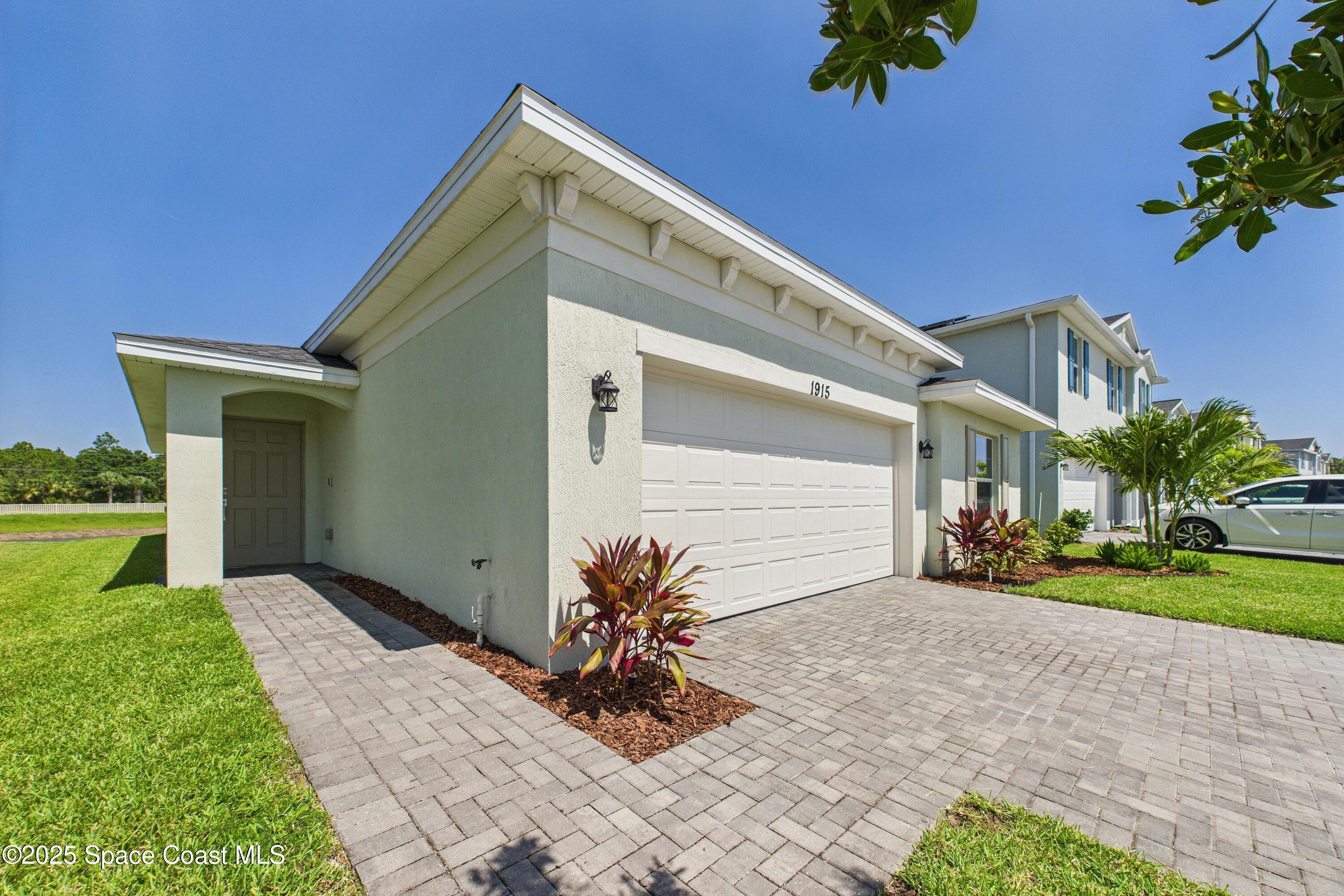 1915 Diablo Circle SW