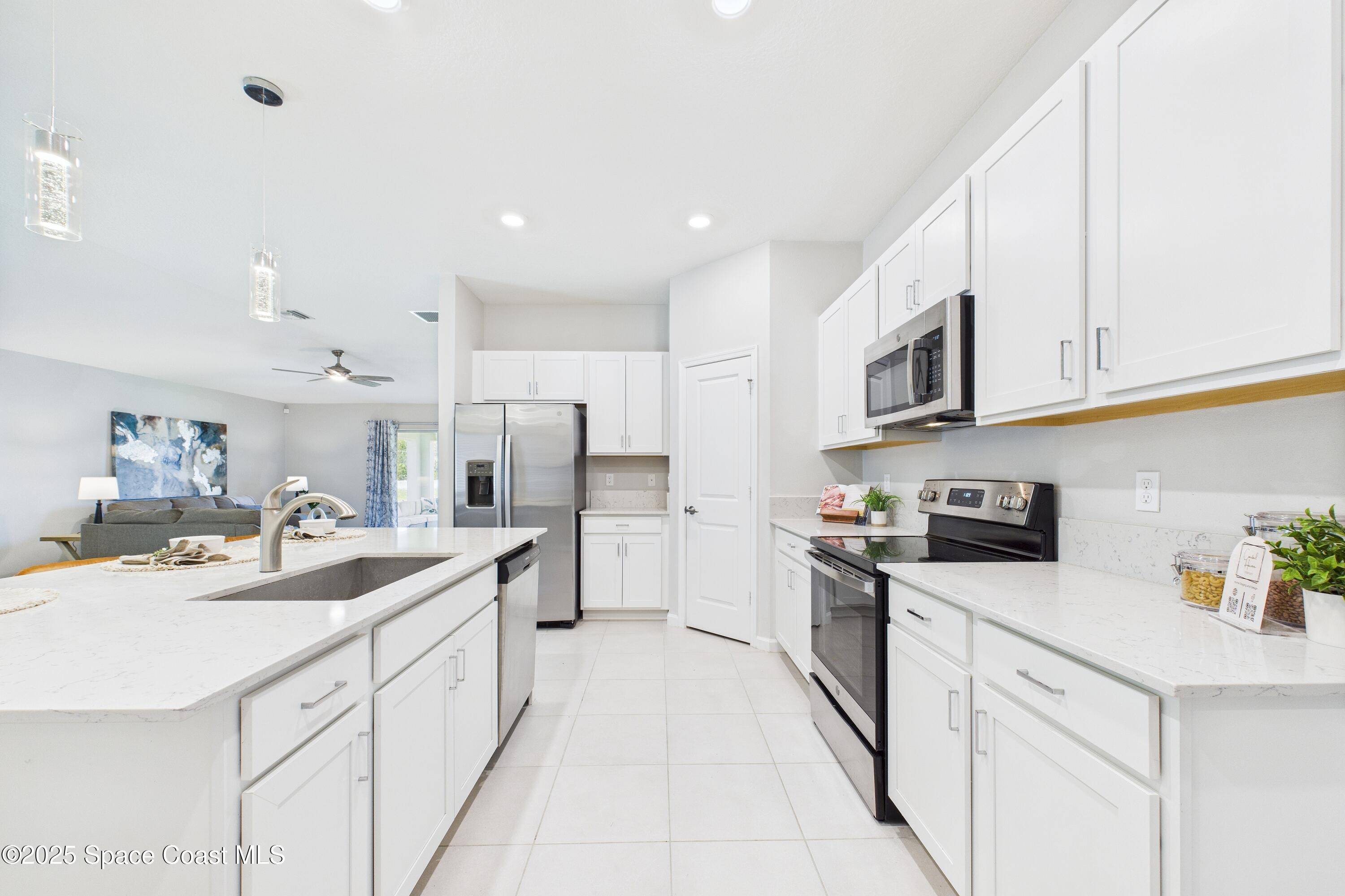 1915 Diablo Circle SW