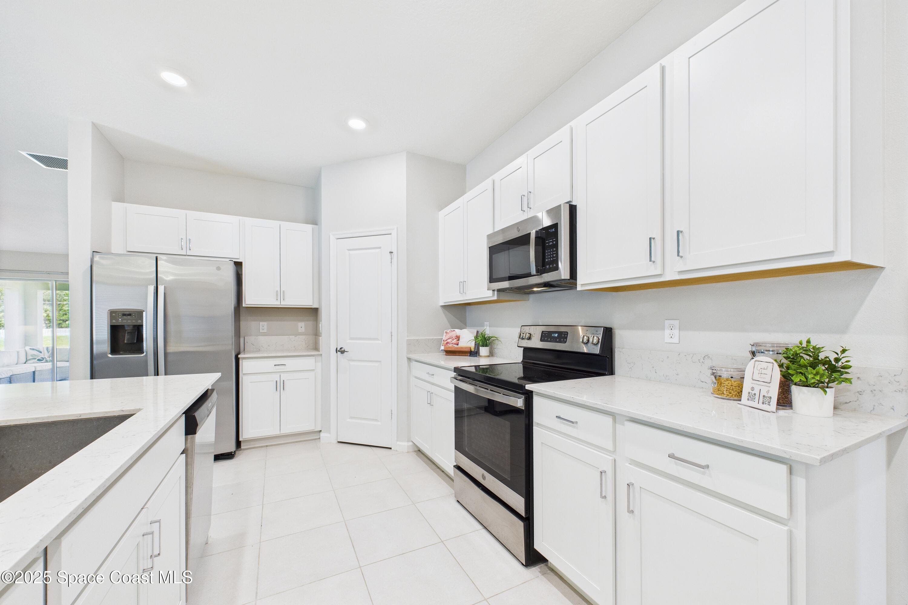 1915 Diablo Circle SW