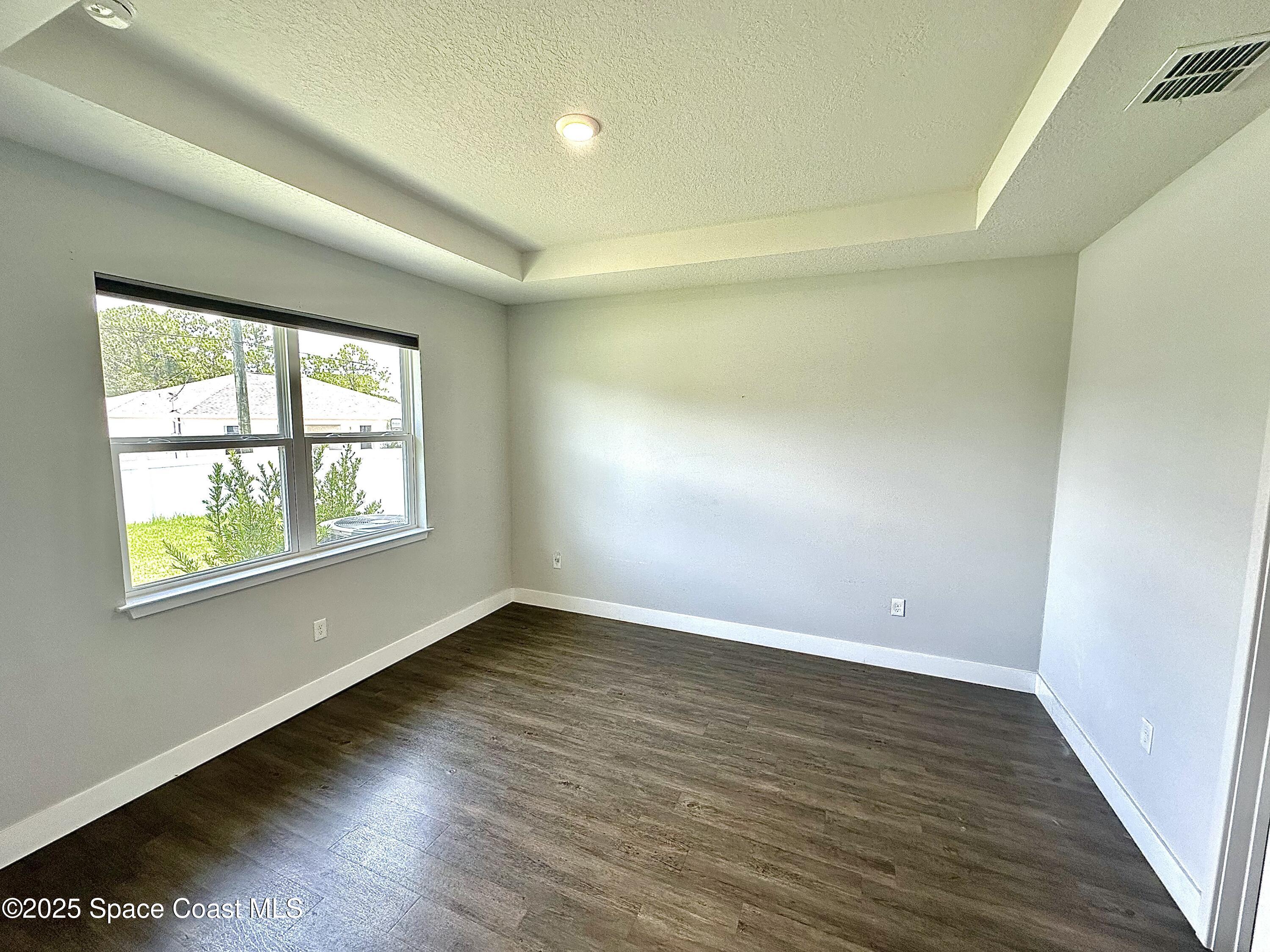 458 Saragassa Avenue SW