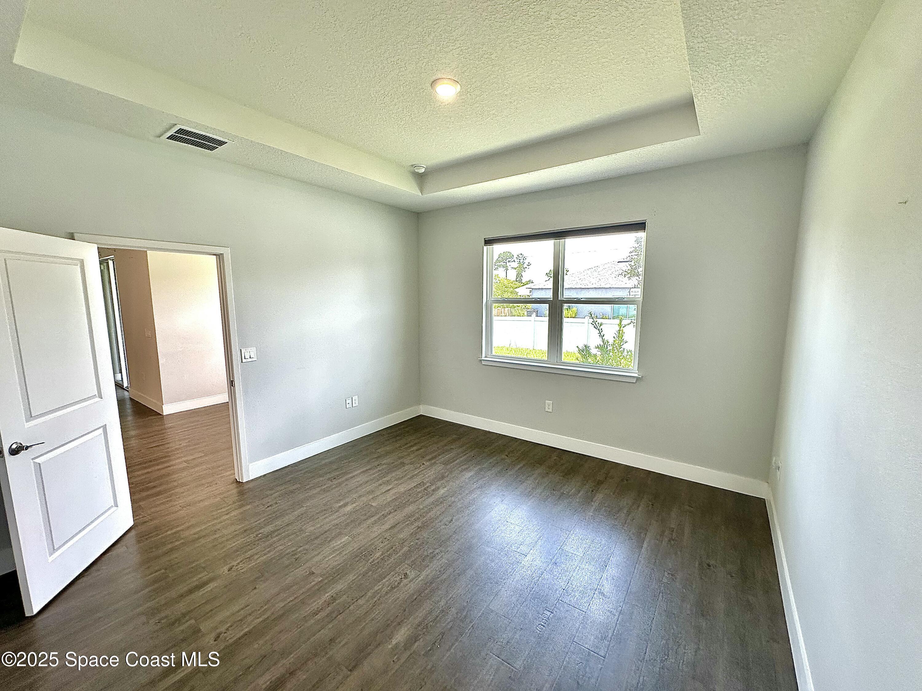 458 Saragassa Avenue SW