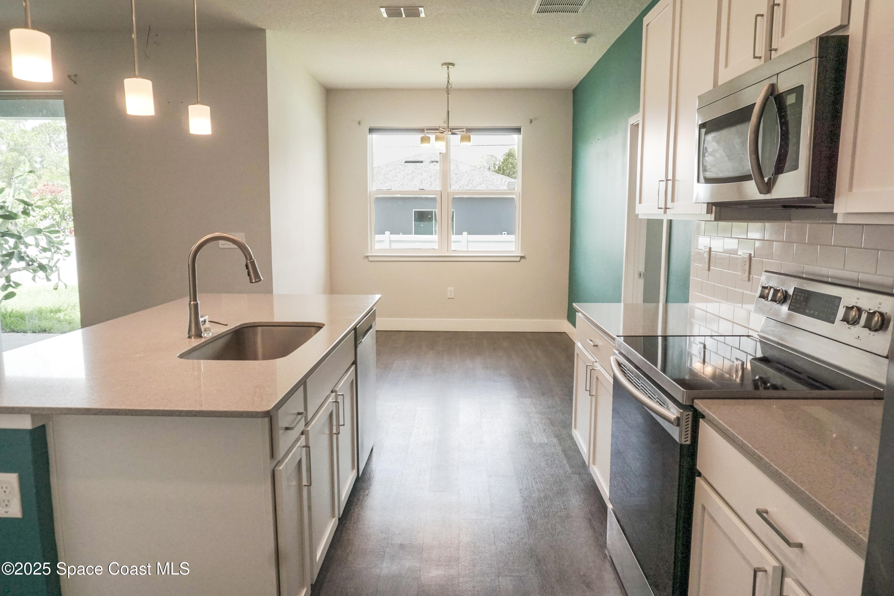 458 Saragassa Avenue SW