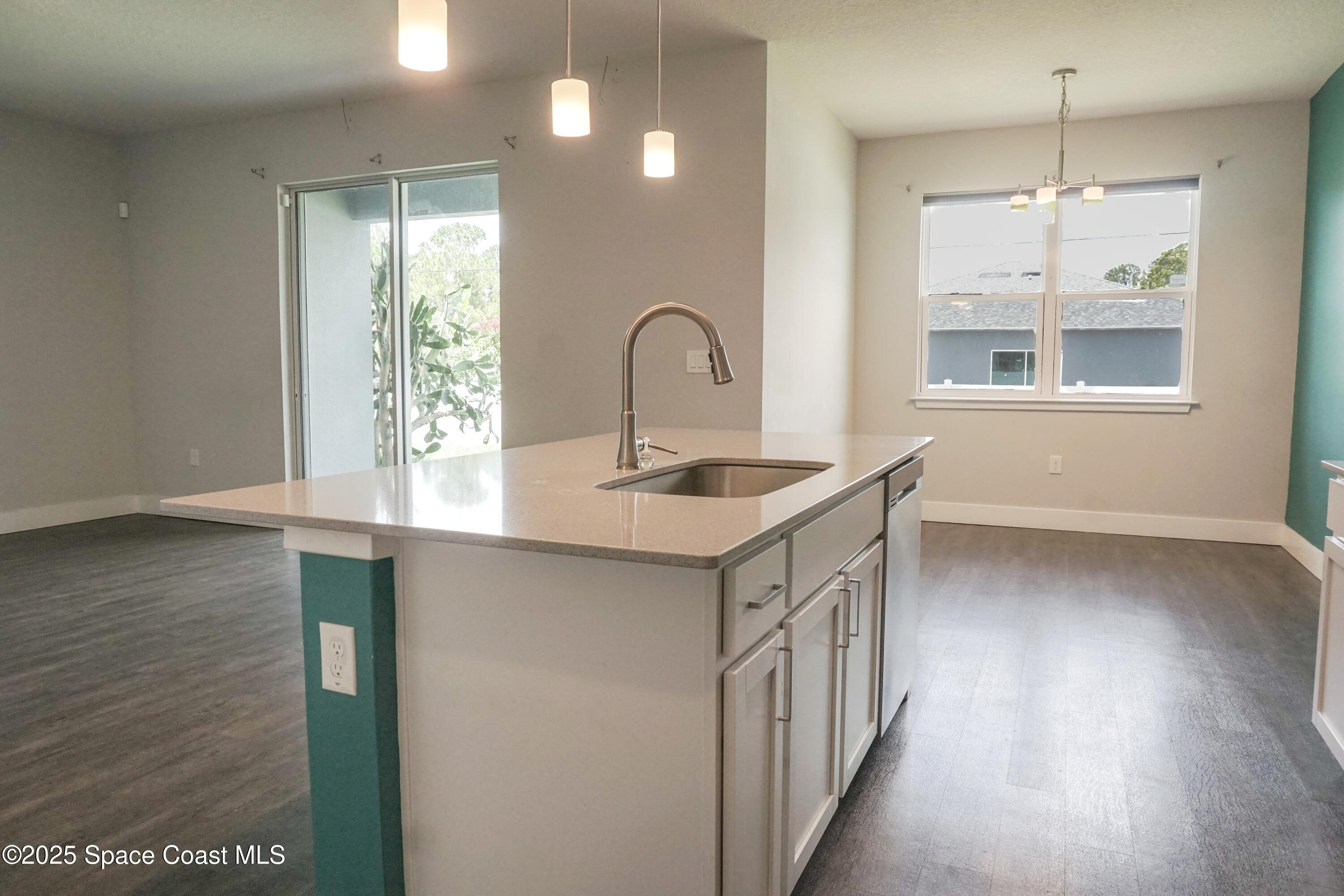 458 Saragassa Avenue SW