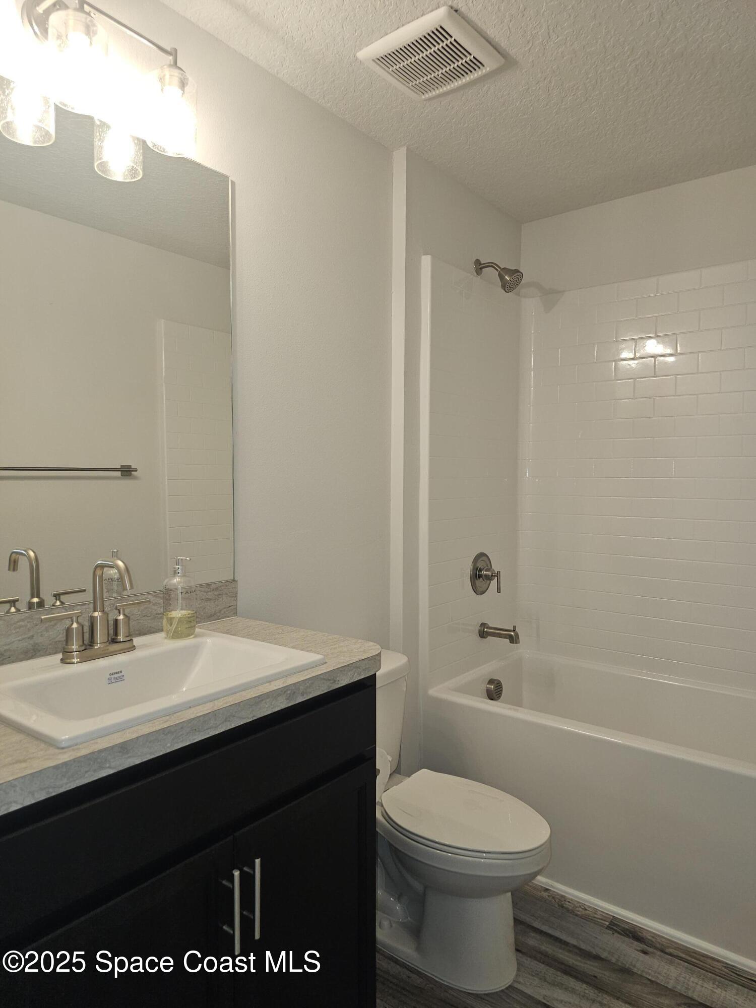 880 De Groodt Road SW