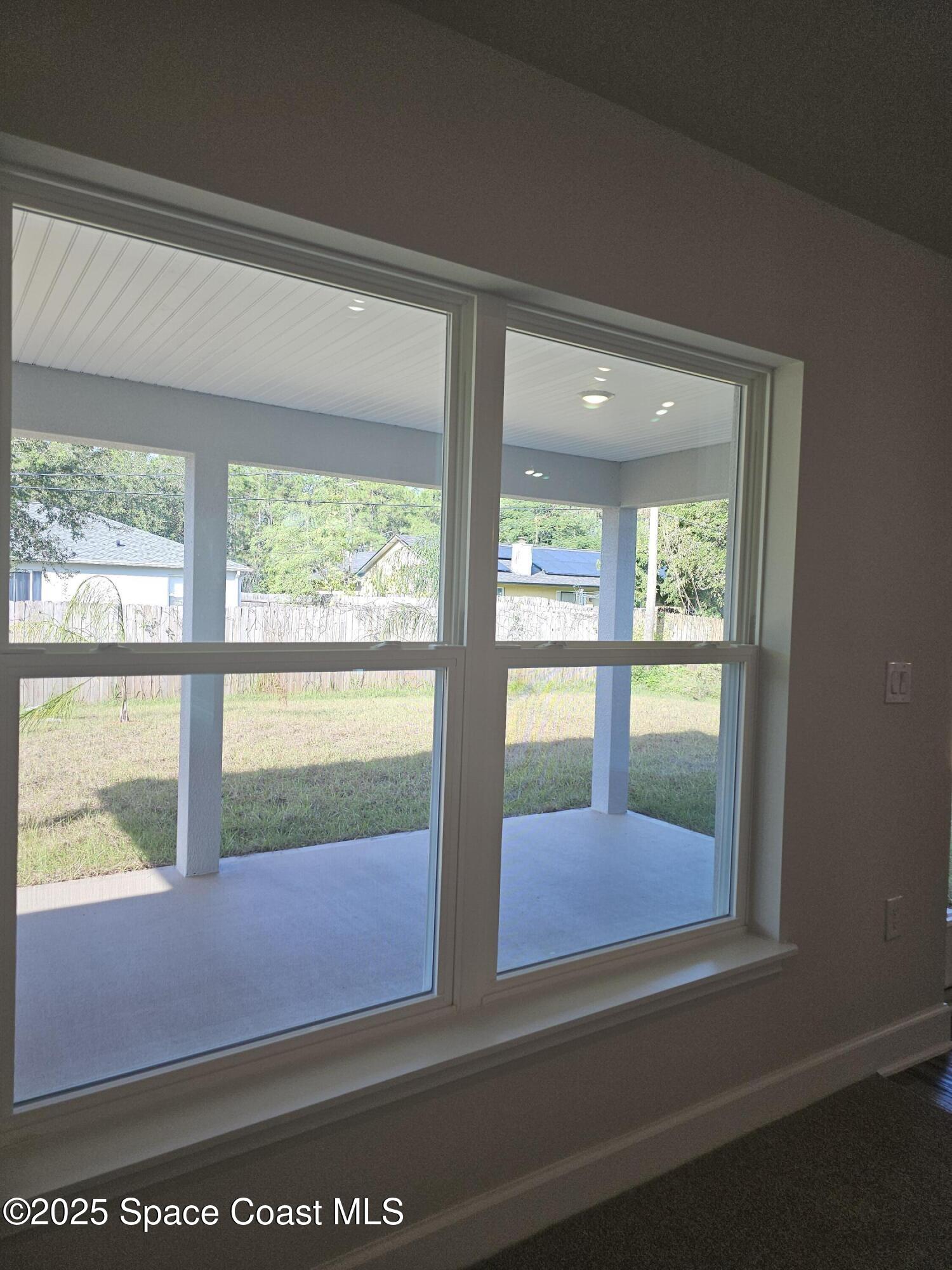 880 De Groodt Road SW