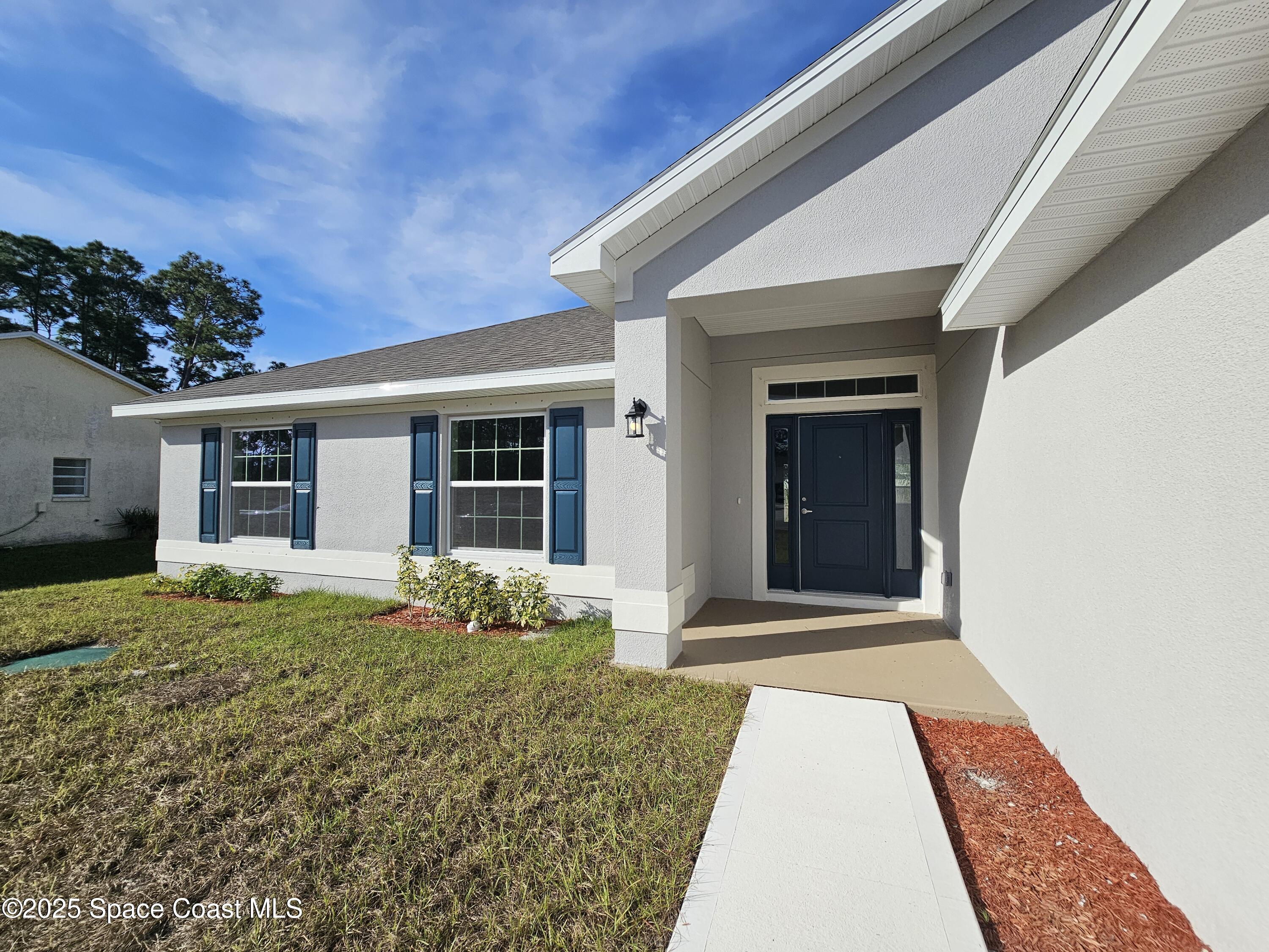 880 De Groodt Road SW