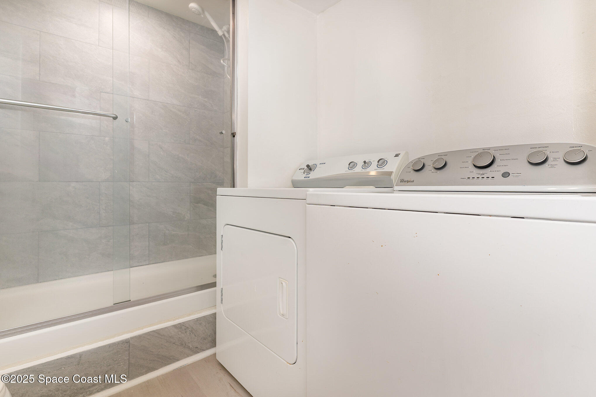 2513 Patty Circle NE