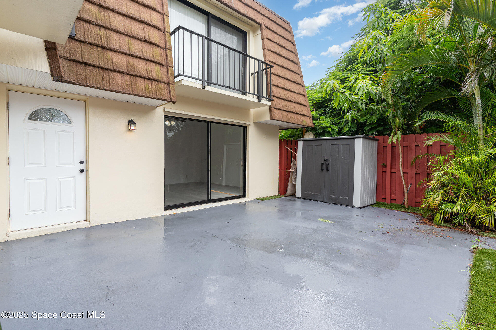 2513 Patty Circle NE