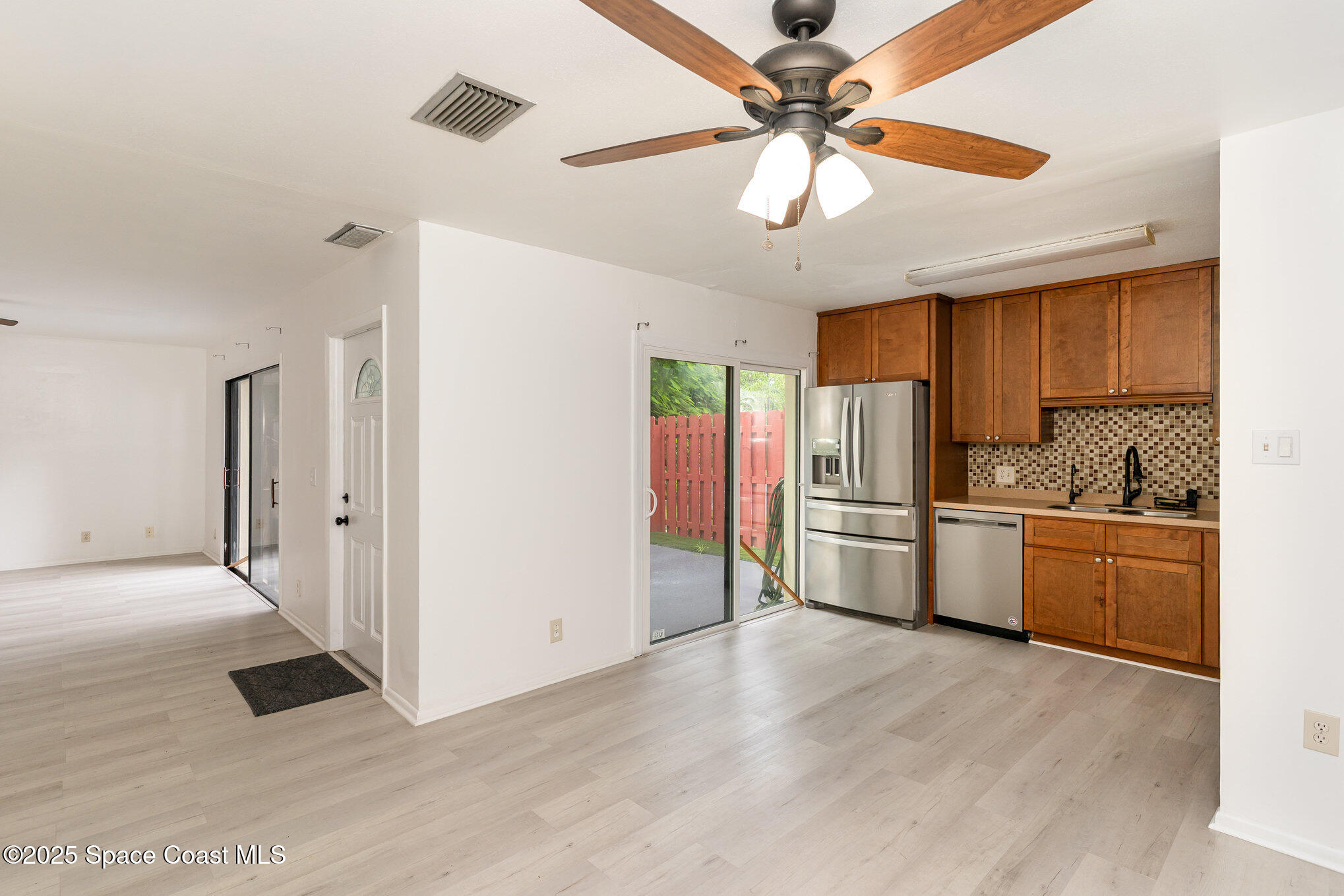 2513 Patty Circle NE