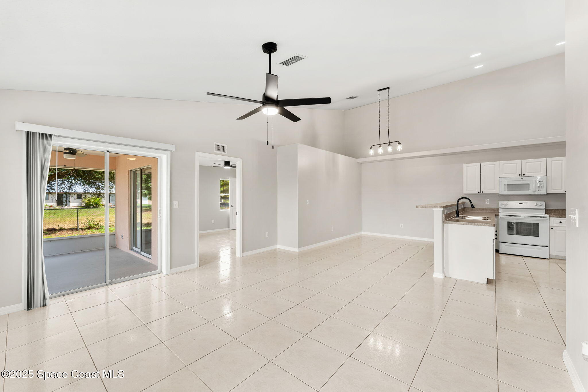 158 Empress Avenue, A