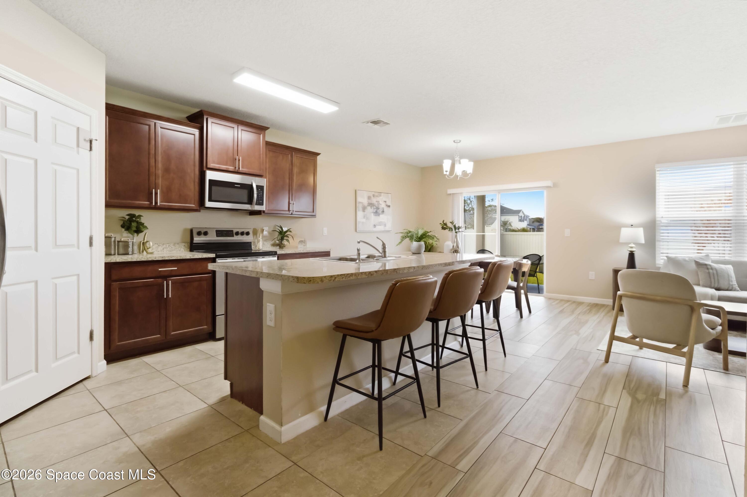 320 Moray Drive SW