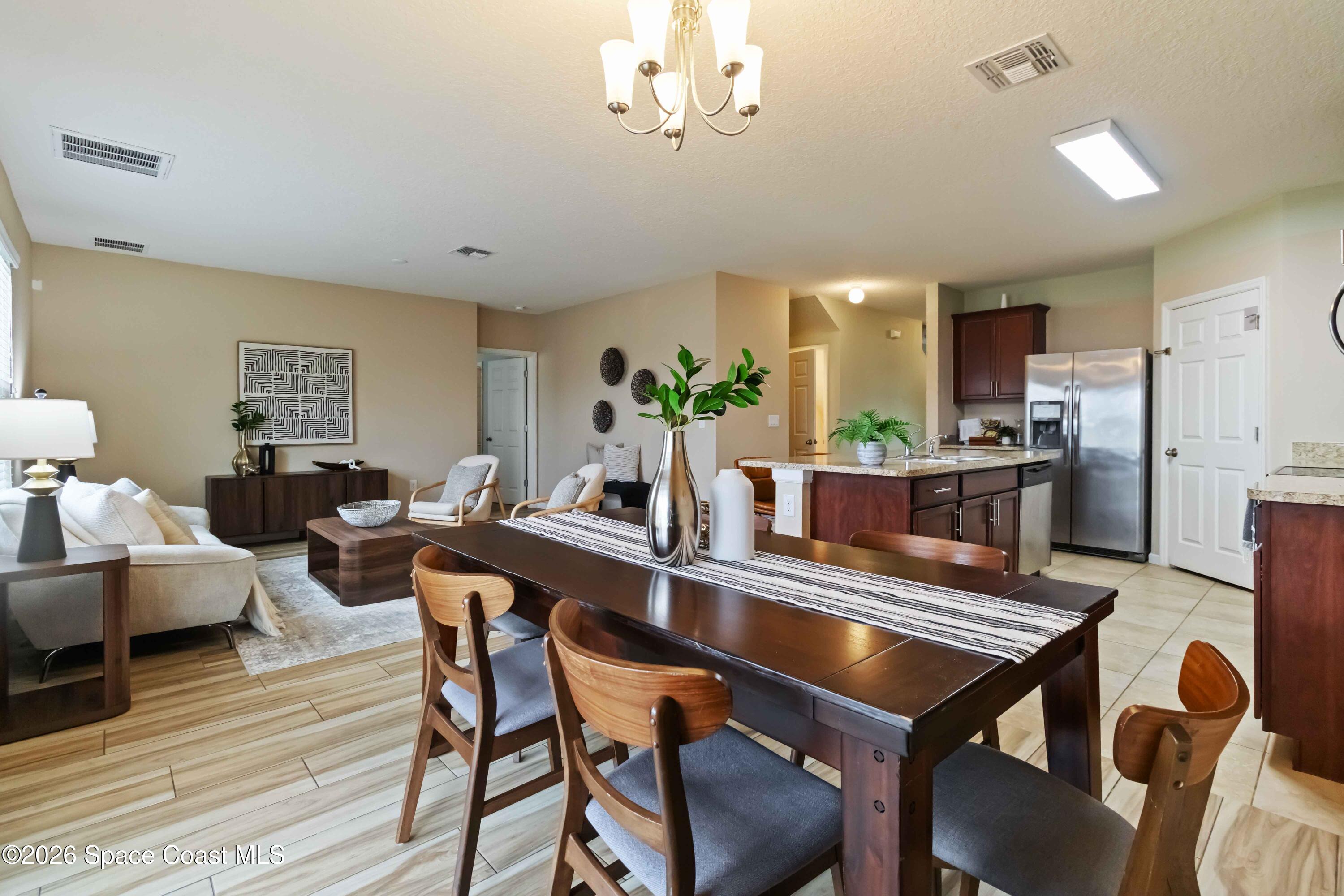 320 Moray Drive SW