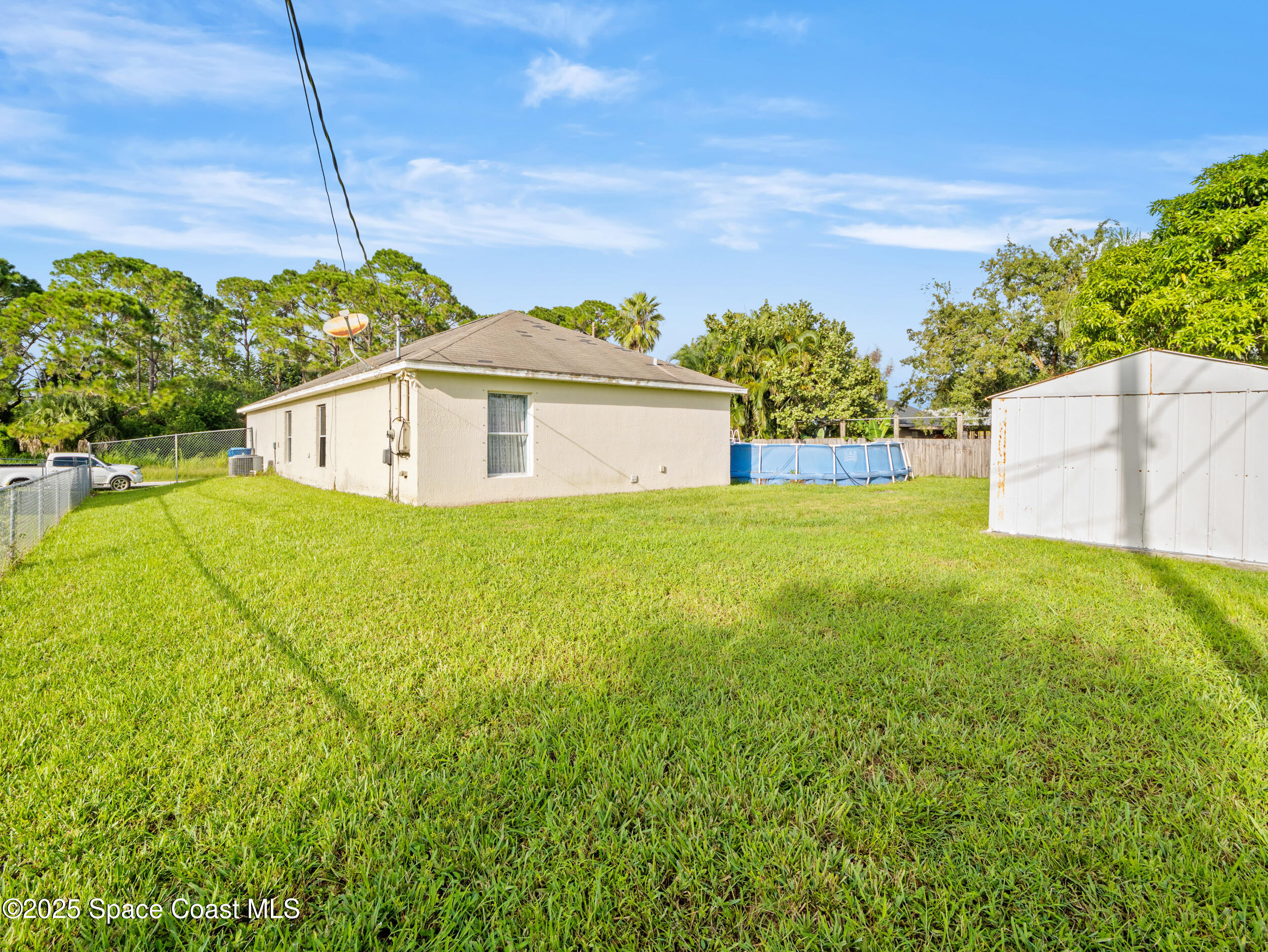 1526 Manzanita Street NW