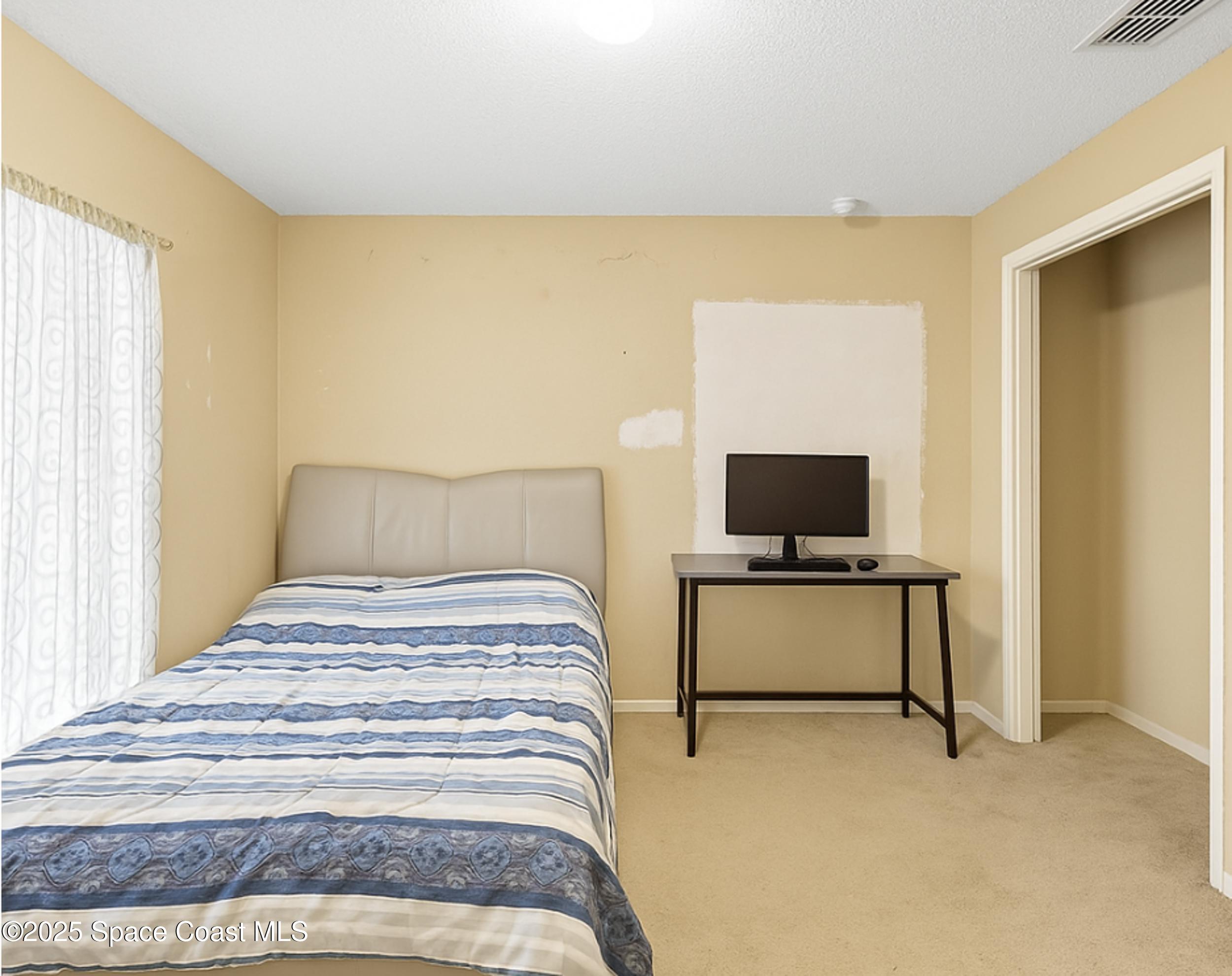 1526 Manzanita Street NW