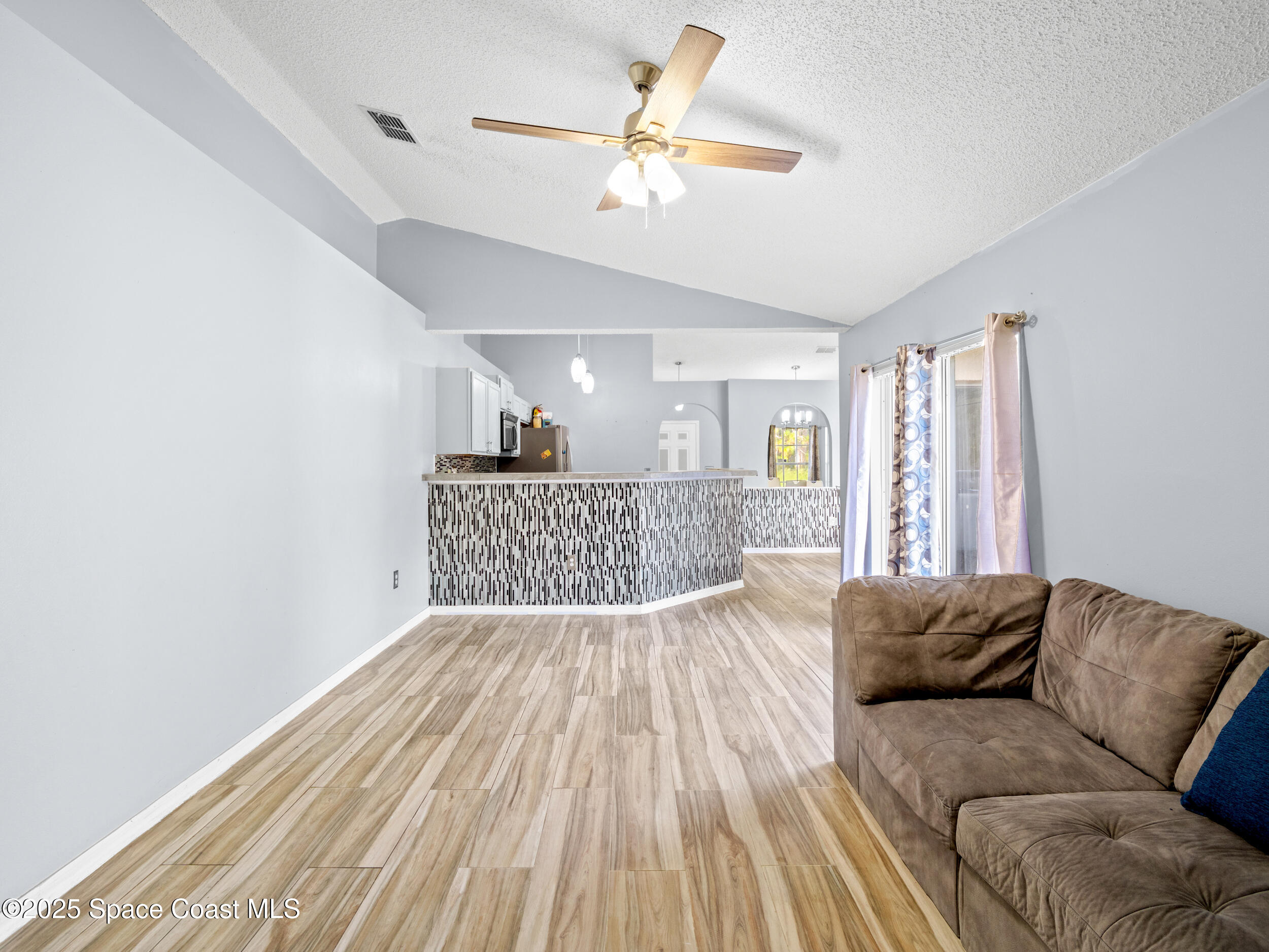 1526 Manzanita Street NW