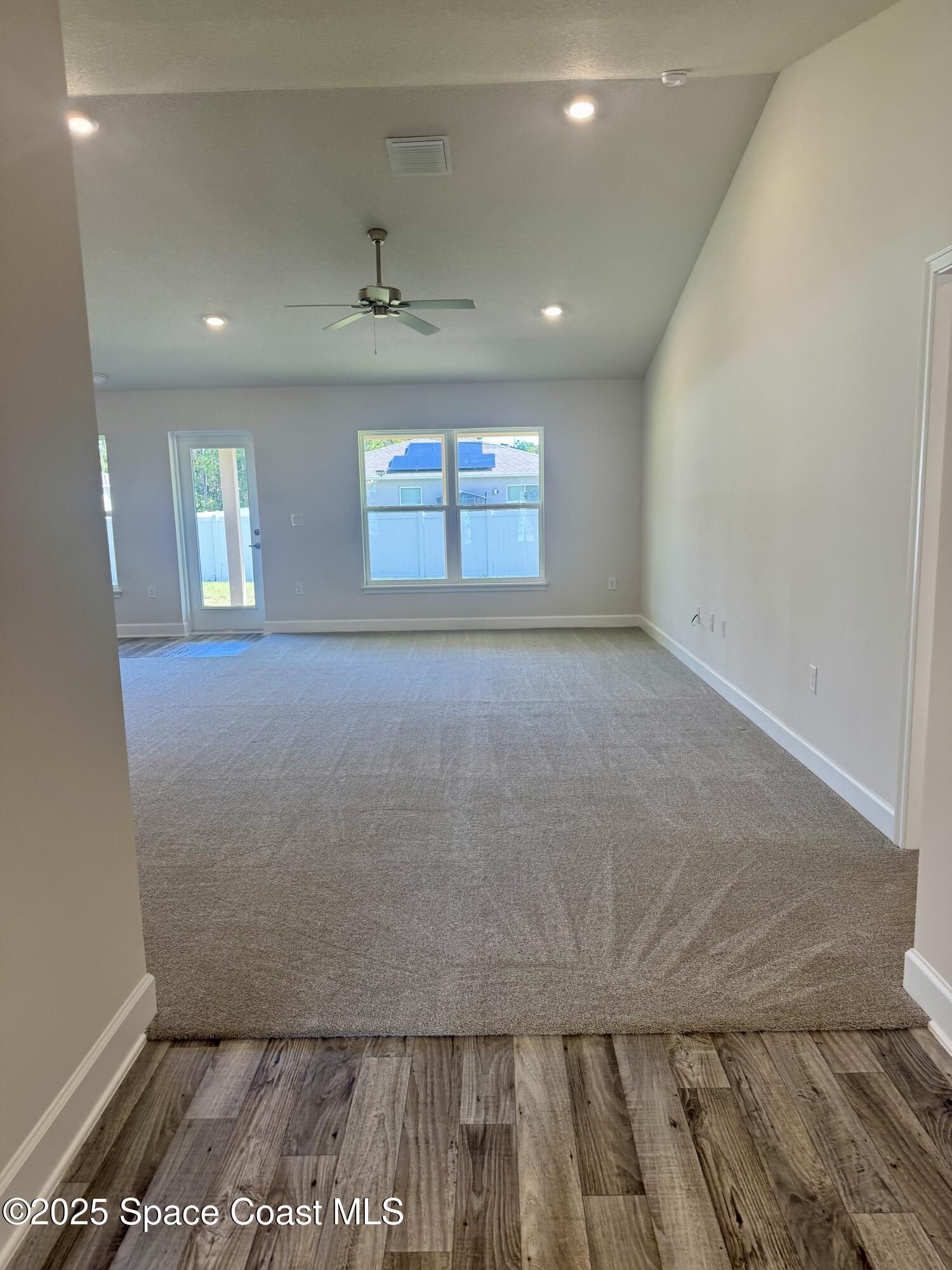 1347 De Groodt Road SW