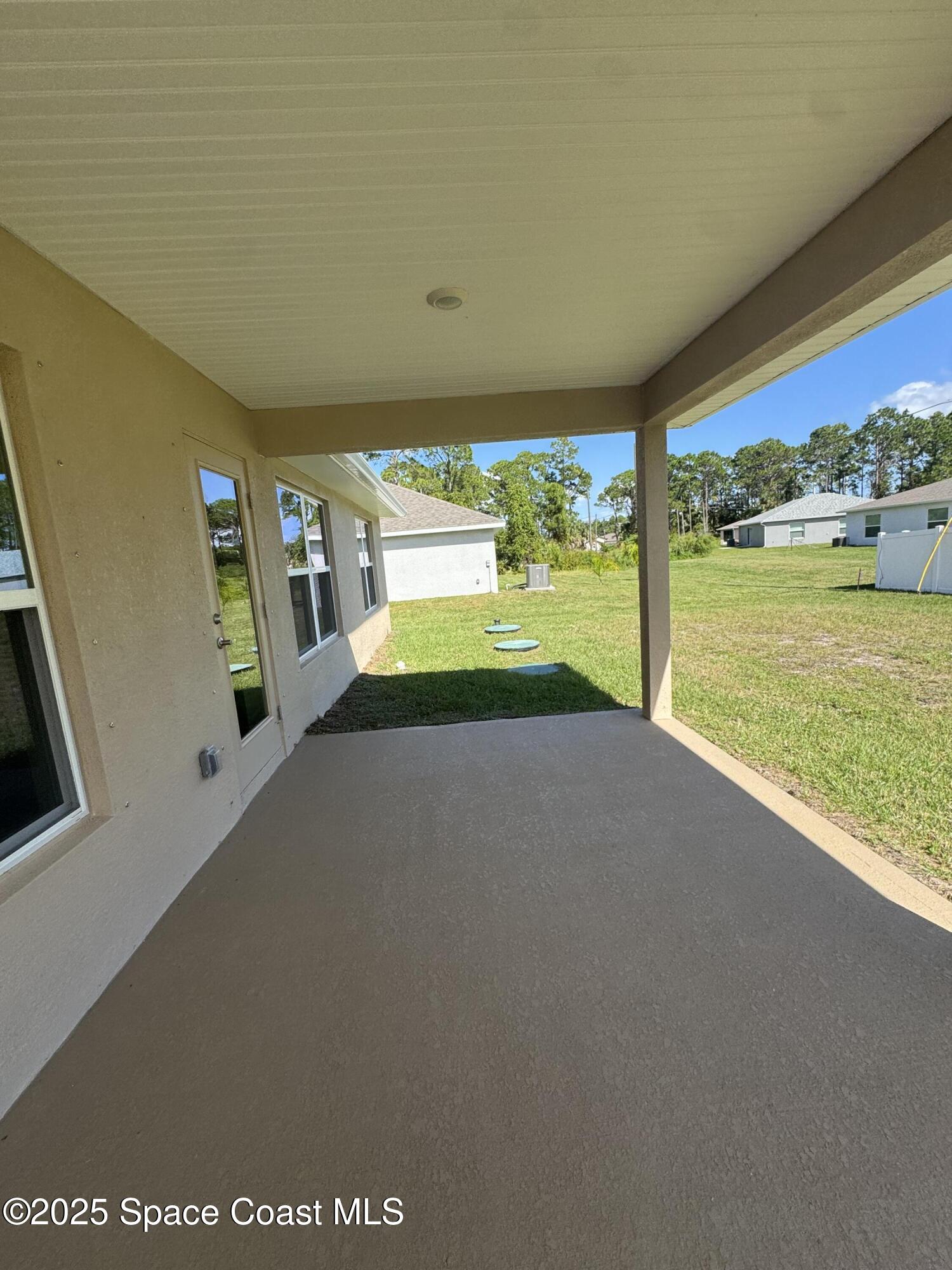 1347 De Groodt Road SW