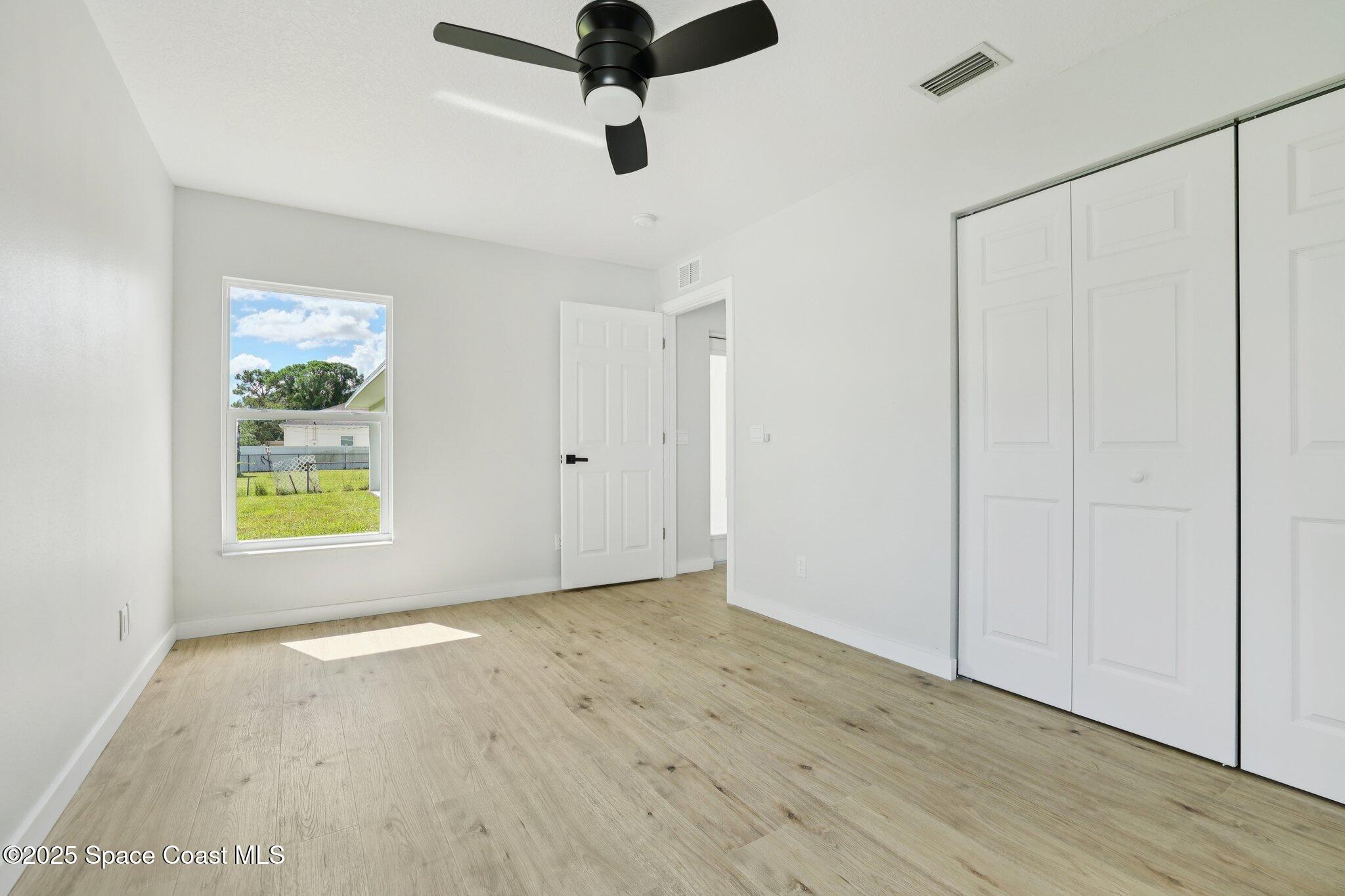 1441 Eldron Boulevard SE