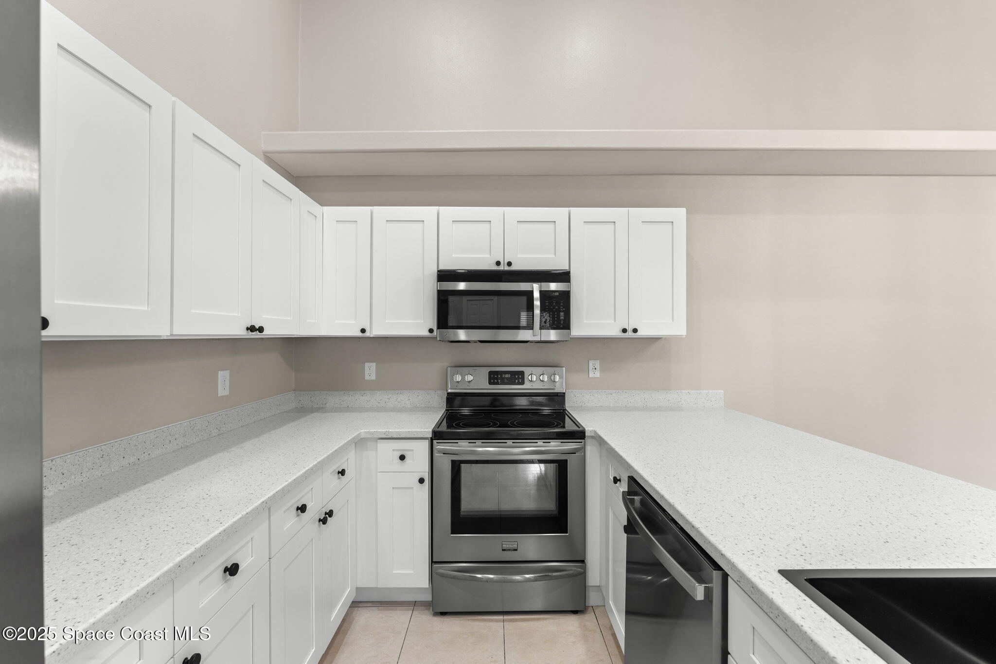 158 Empress Avenue, B