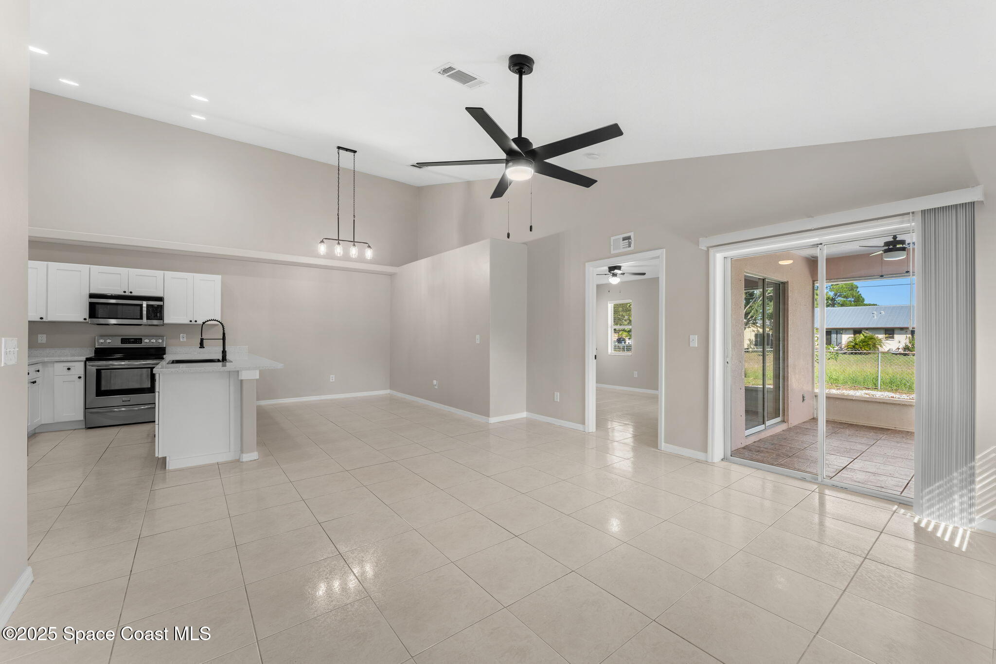 158 Empress Avenue, B