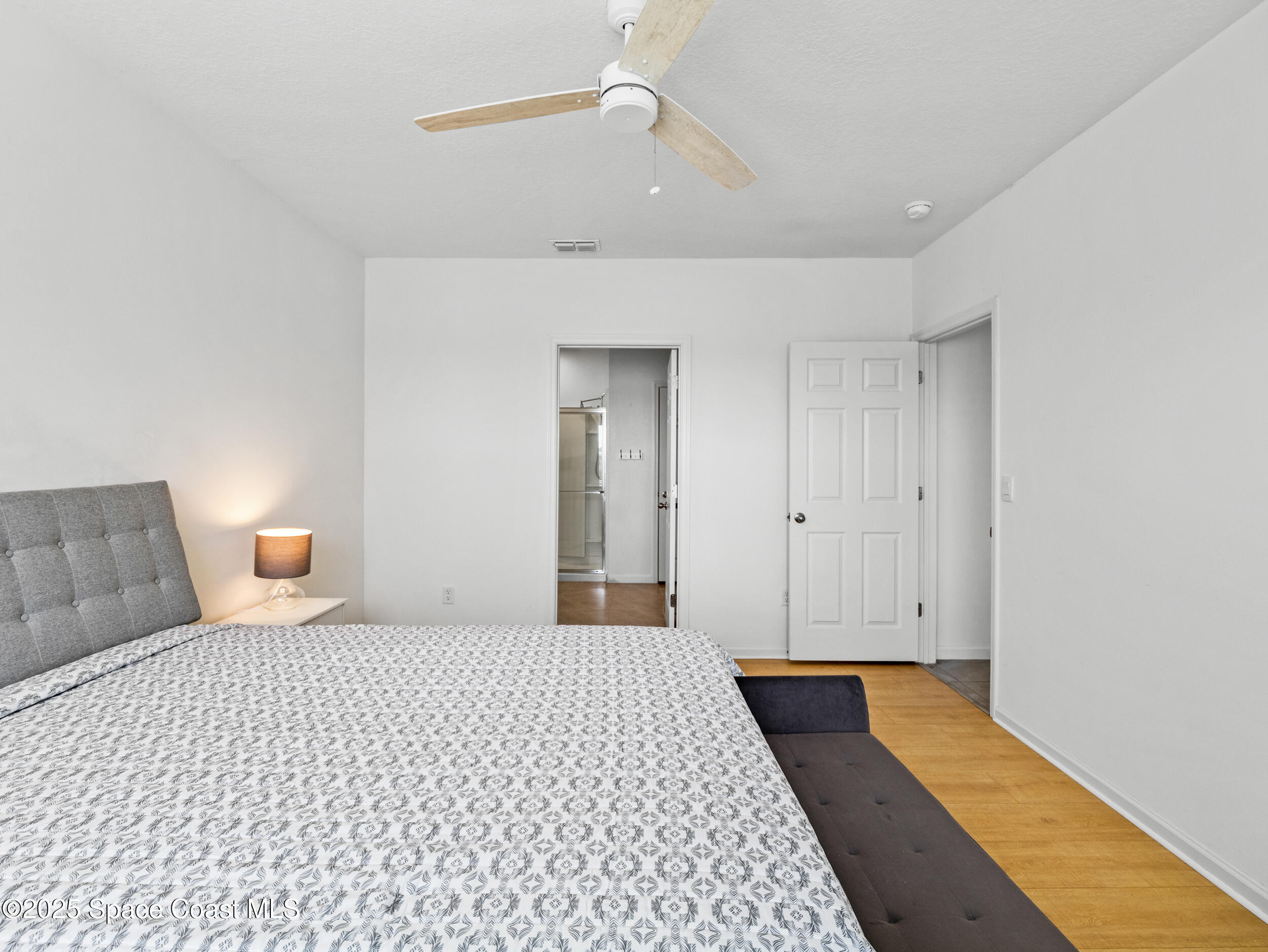 5678 Waterfall Place