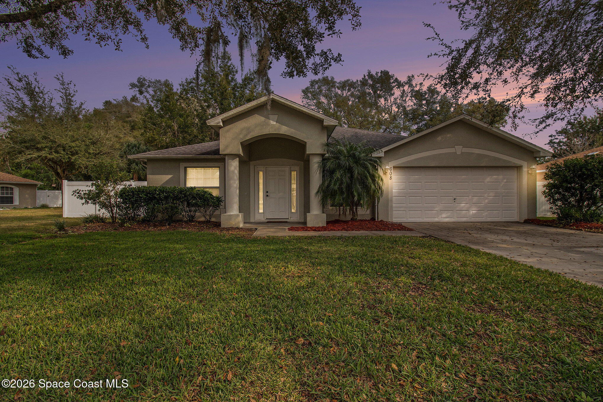 608 Cypress Oak Circle, DeLand