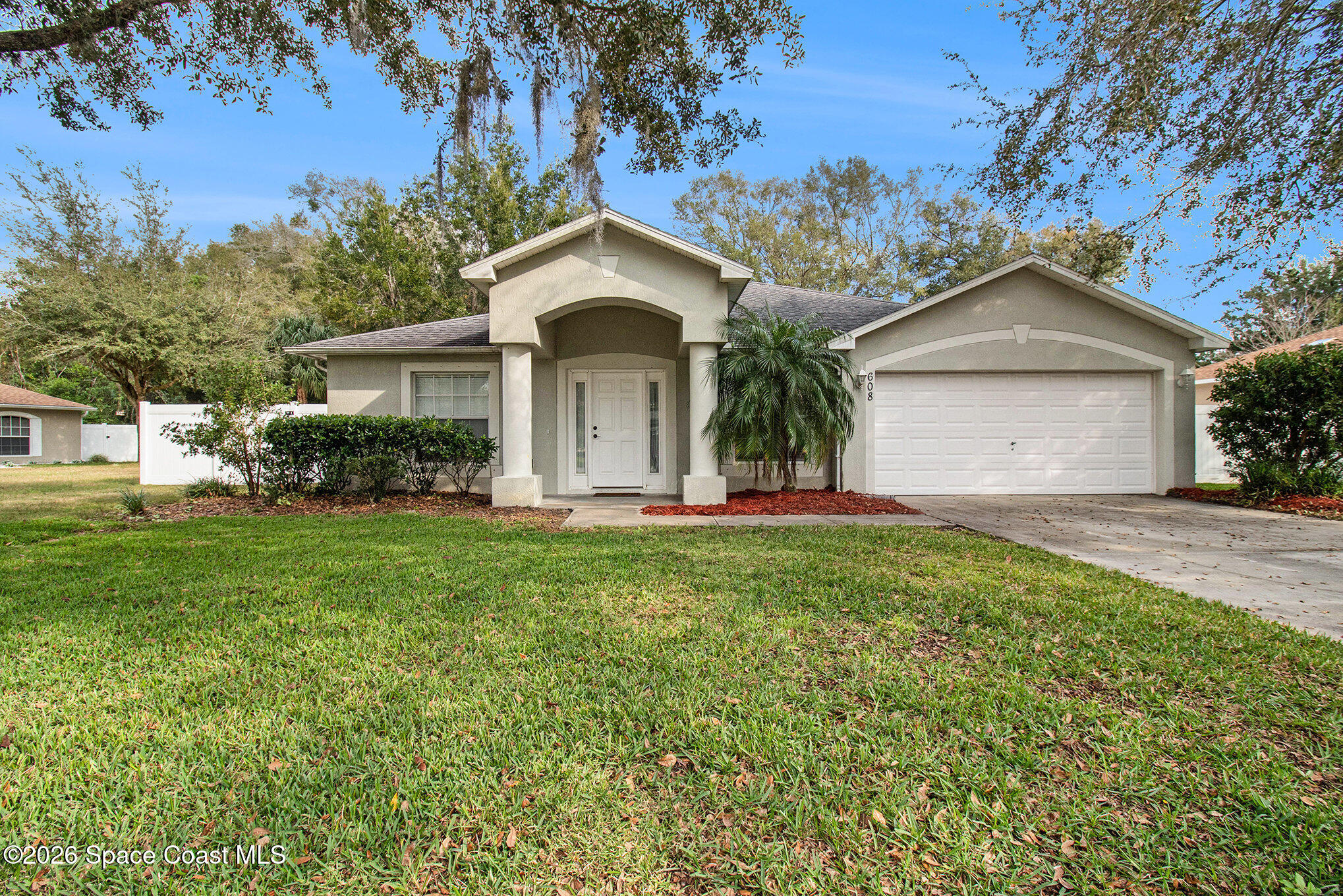 608 Cypress Oak Circle, DeLand