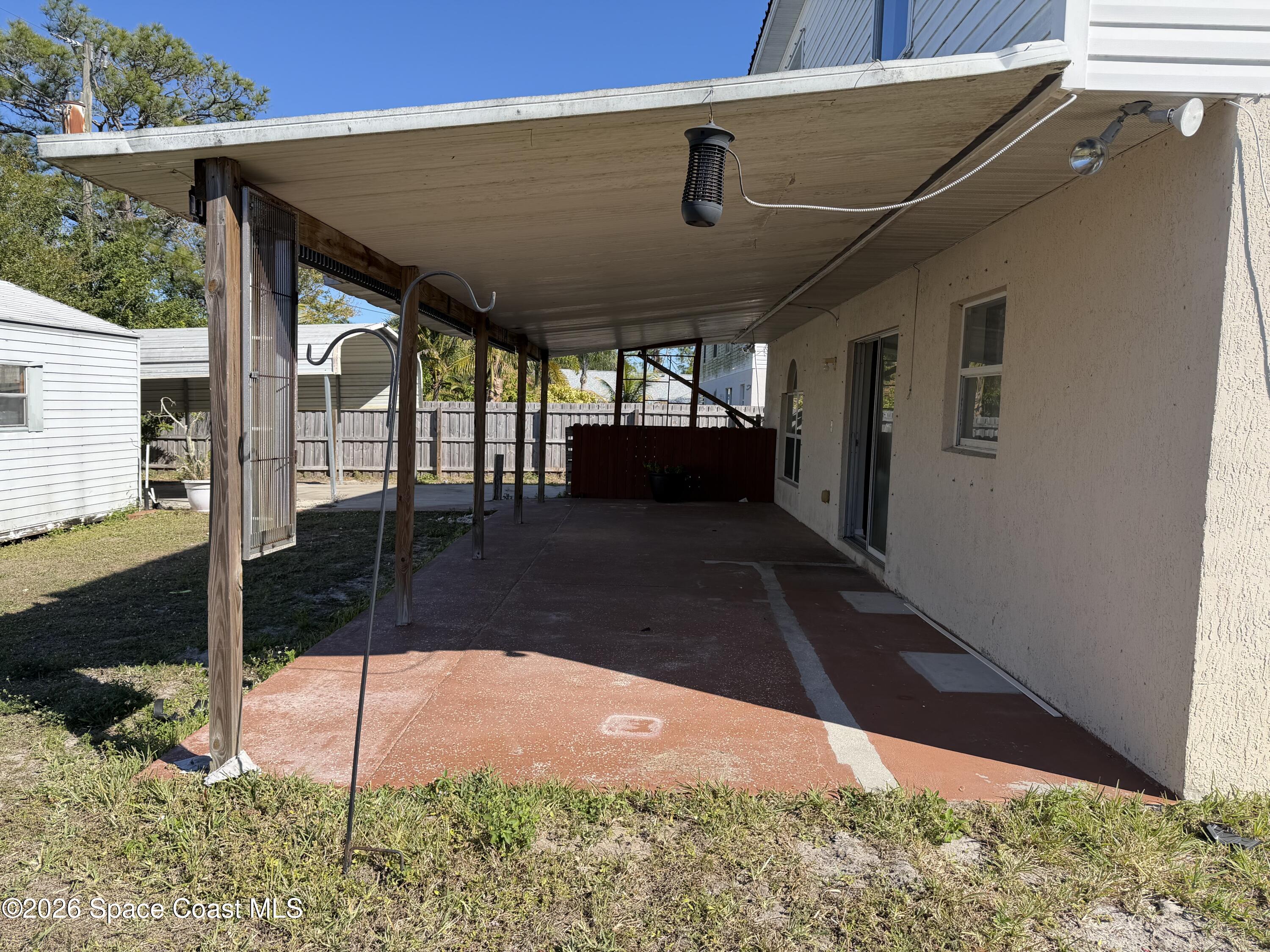 194 NW Abalone Road NW