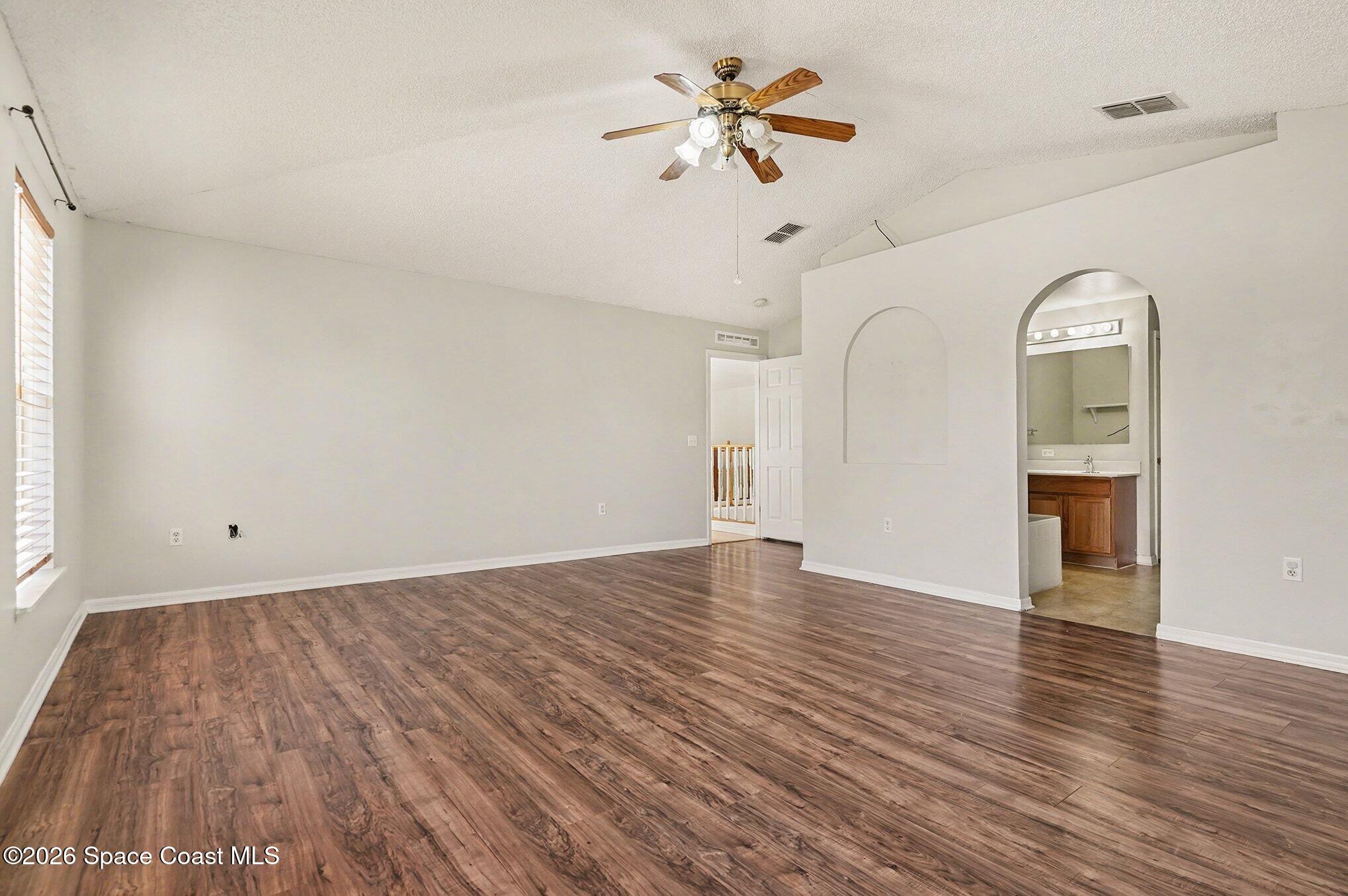 194 NW Abalone Road NW