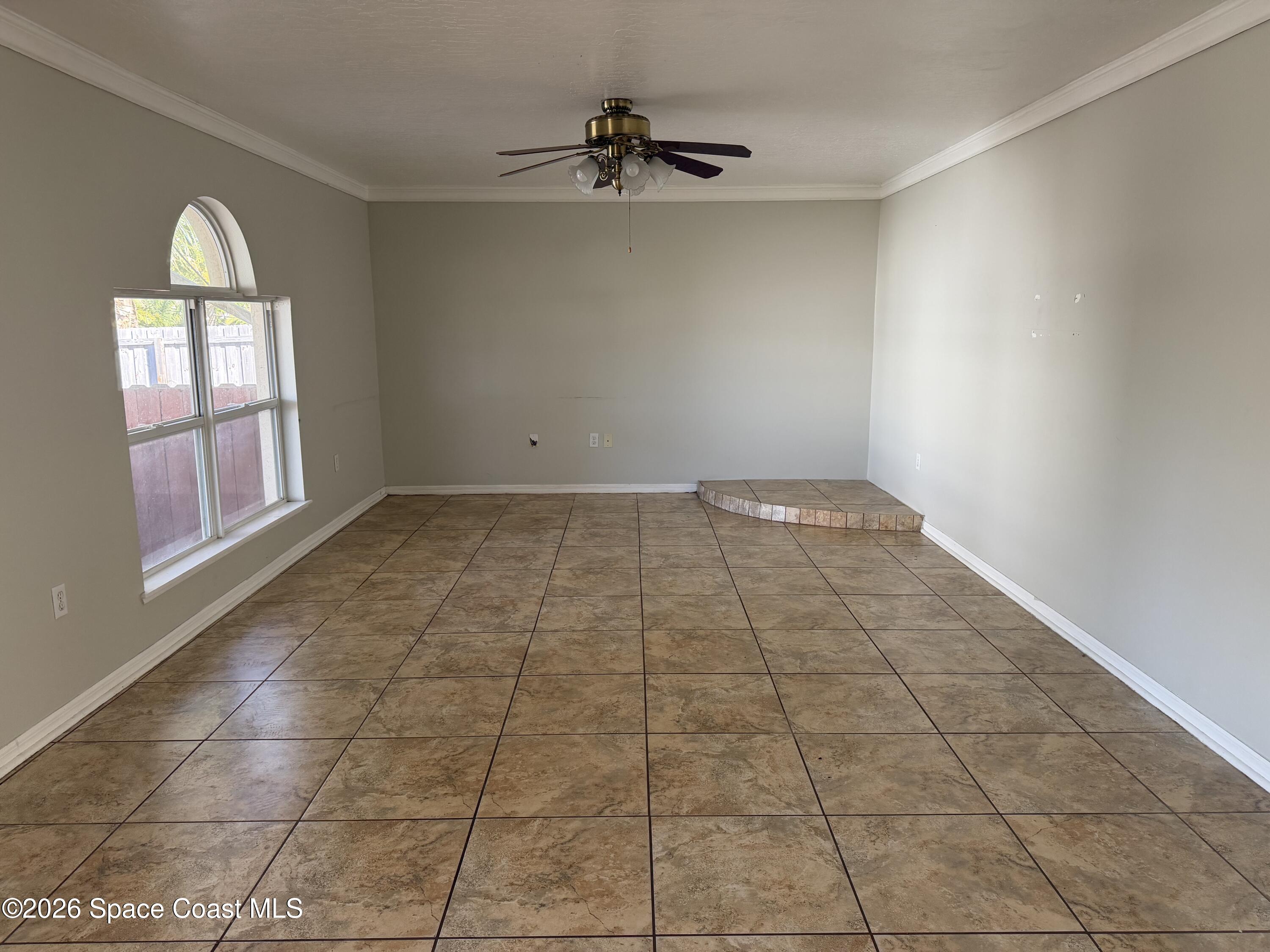 194 NW Abalone Road NW