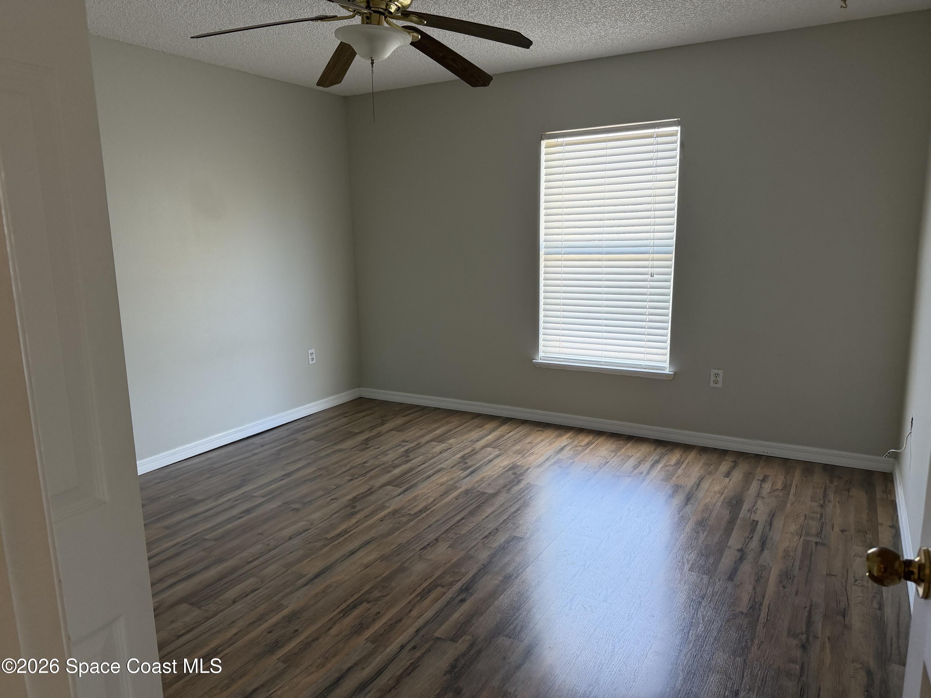 194 NW Abalone Road NW