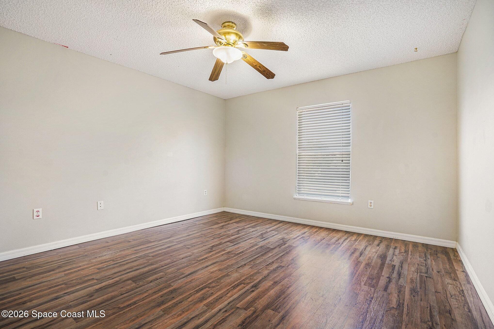 194 NW Abalone Road NW