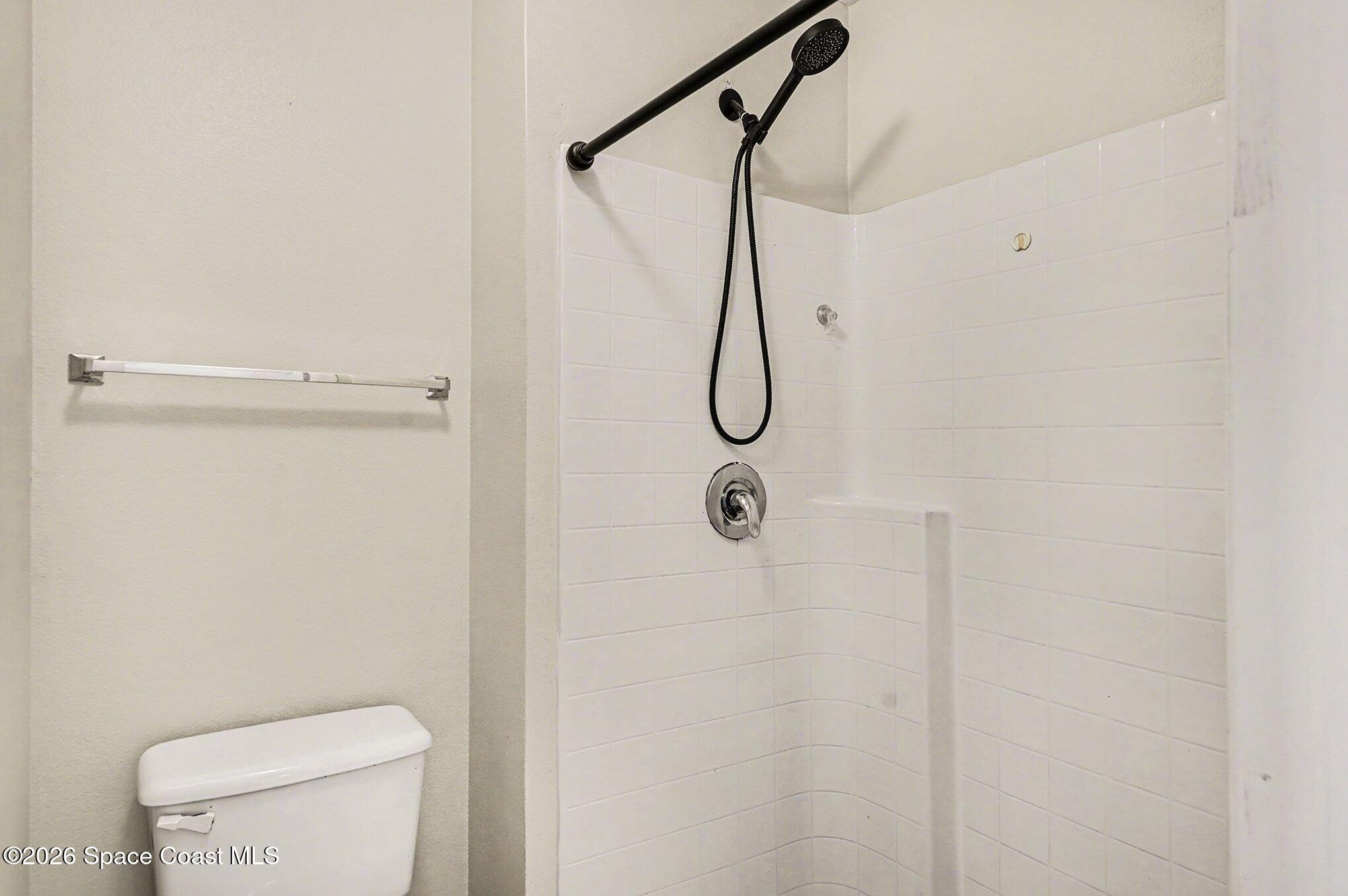 194 NW Abalone Road NW