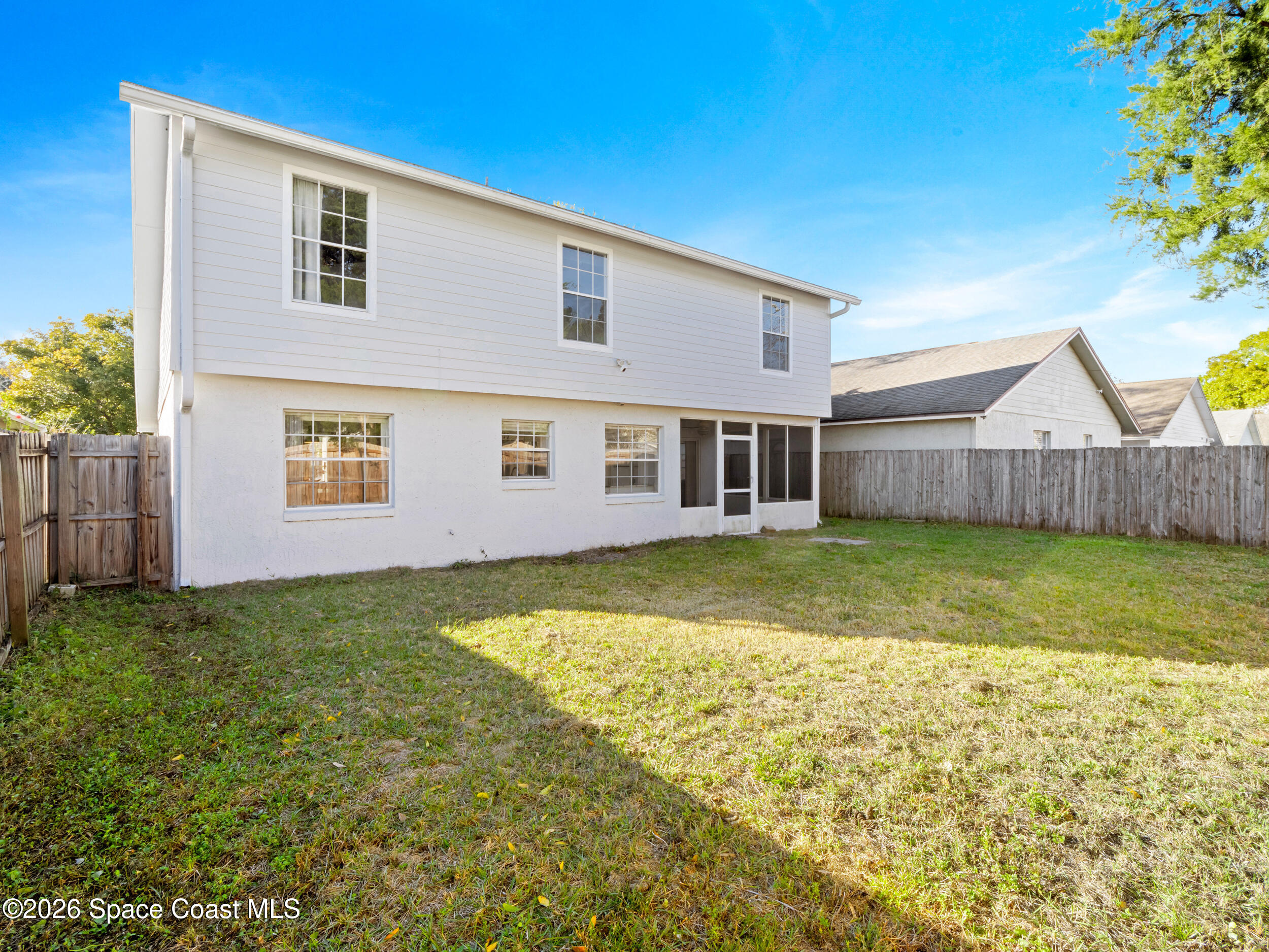 1543 Lawndale Circle