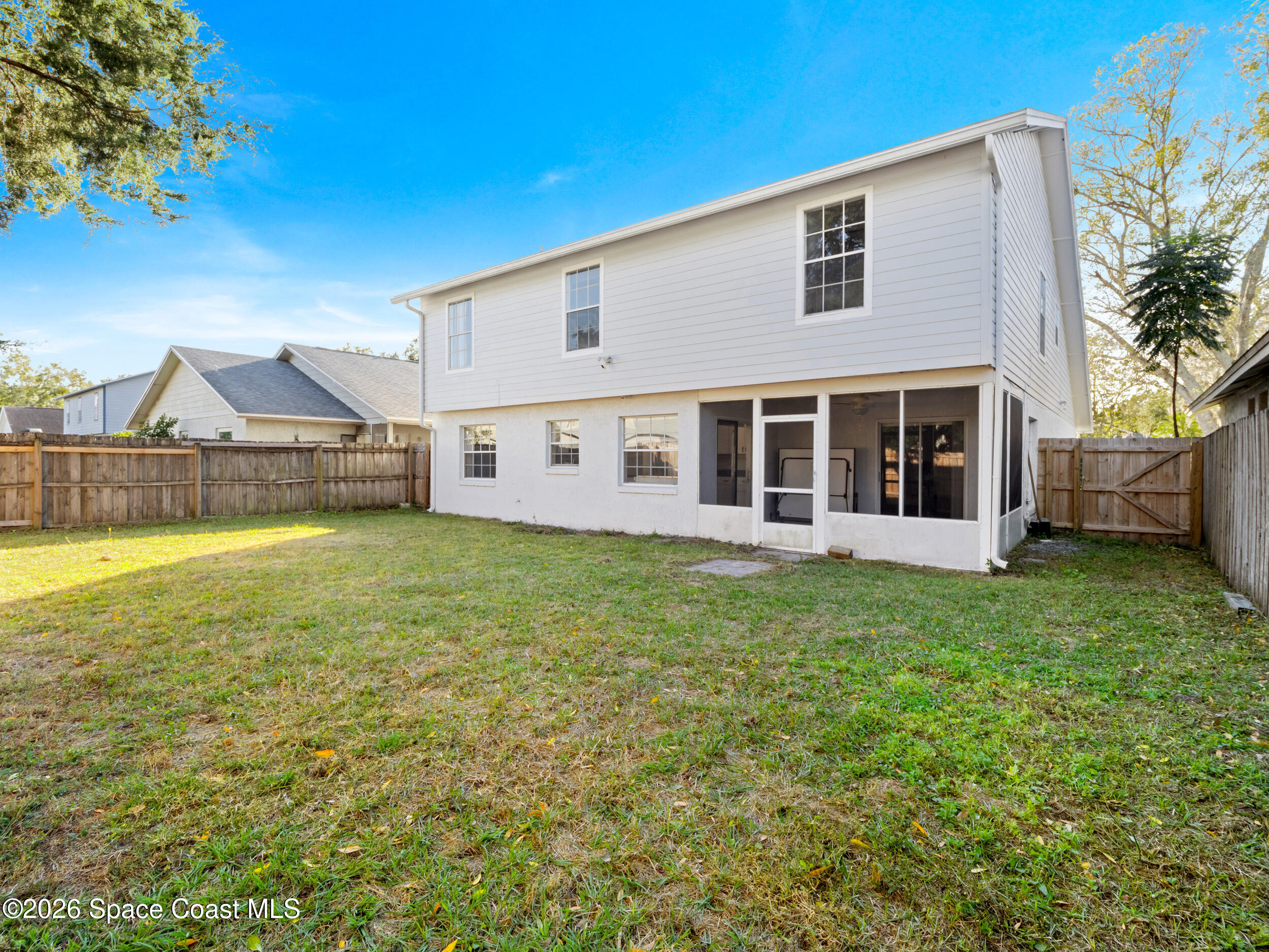 1543 Lawndale Circle