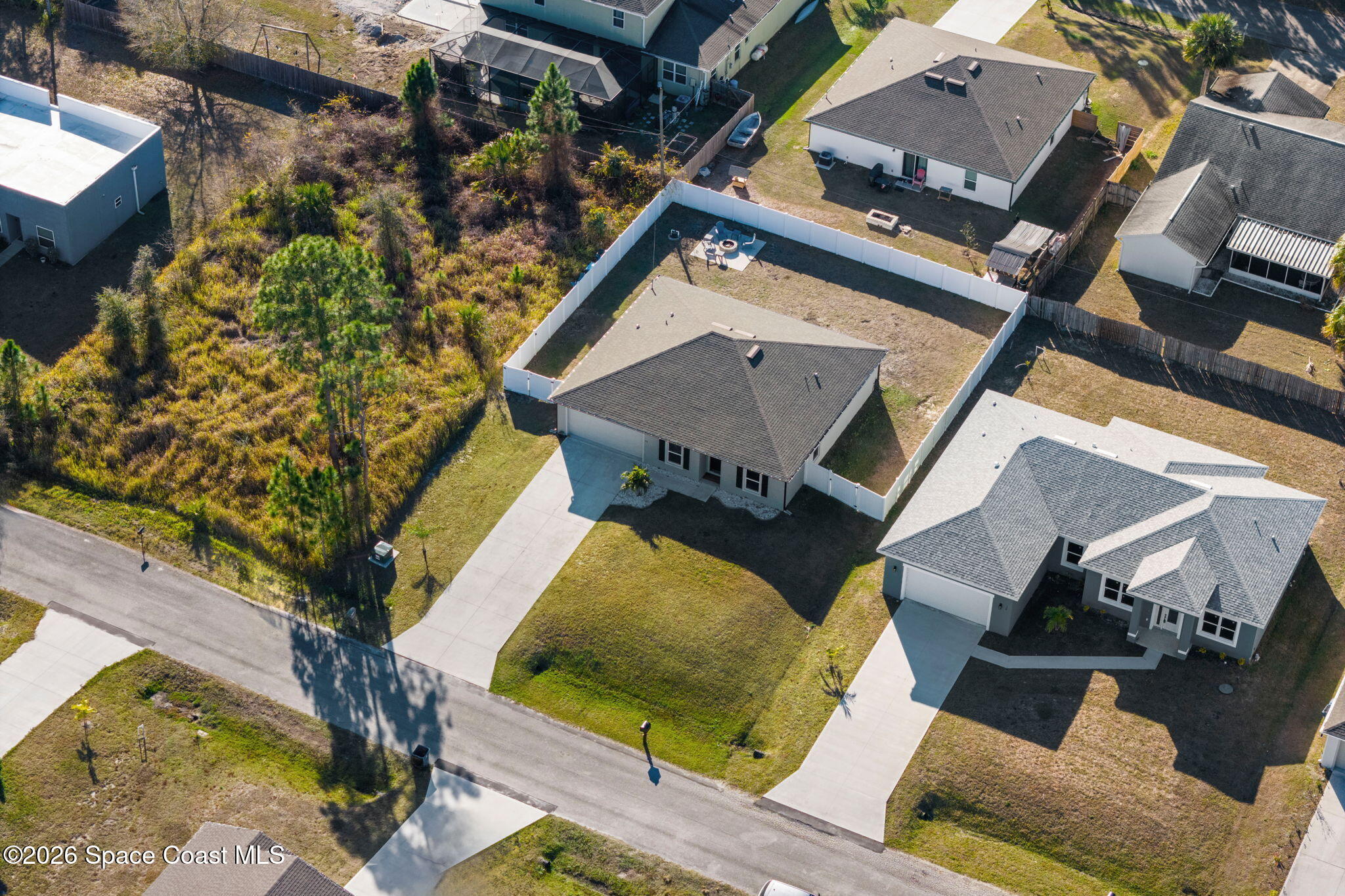 714 Daysland Avenue SW