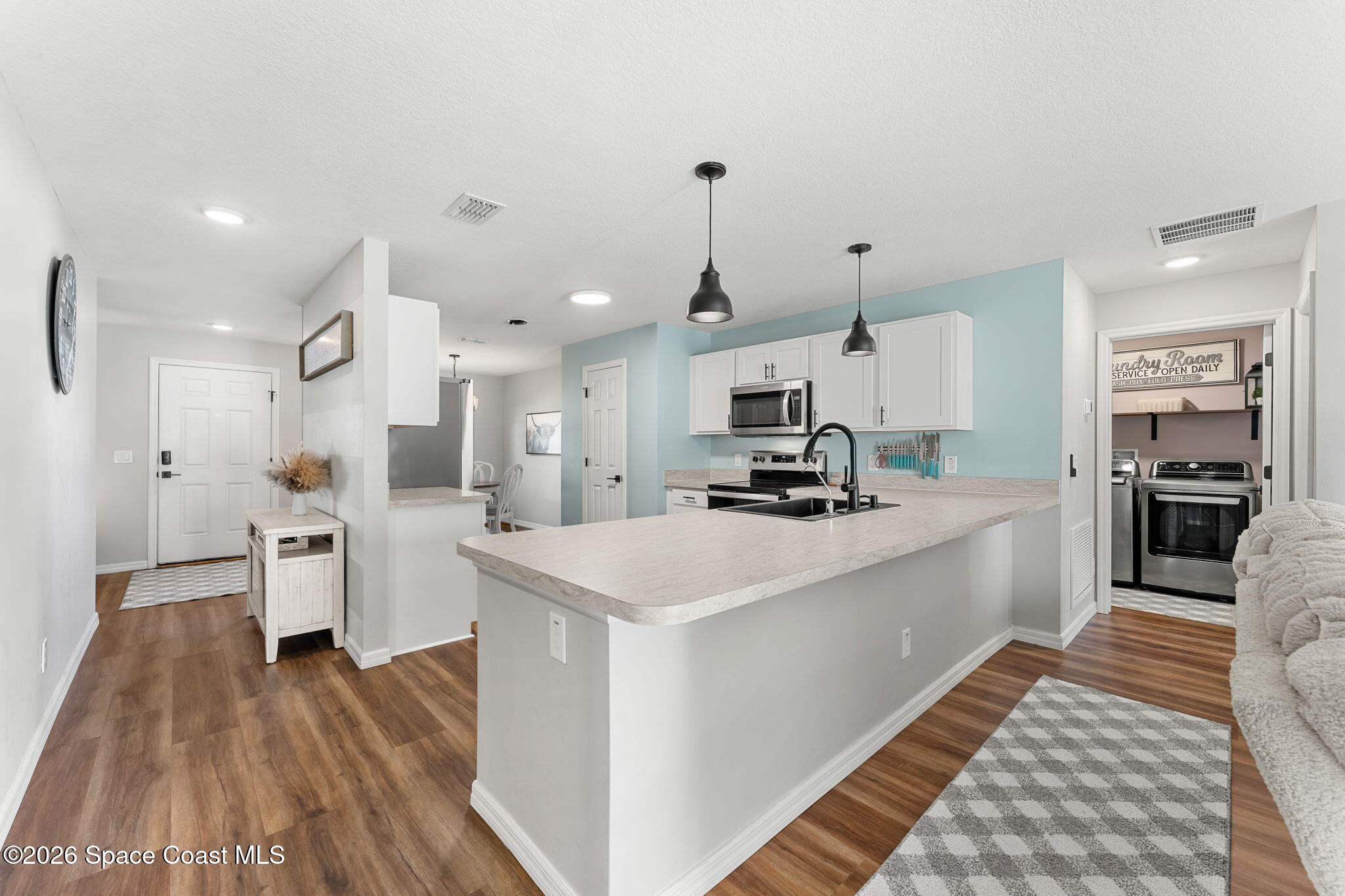 714 Daysland Avenue SW